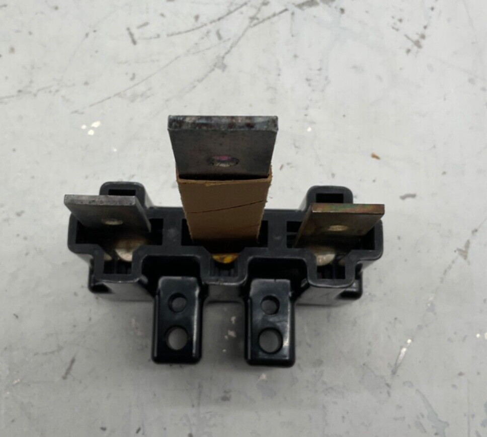 NEW G.E. TE13PD1 PLUG-IN MOUNTING BASE ASSEMBLY 150 A missing breaker side