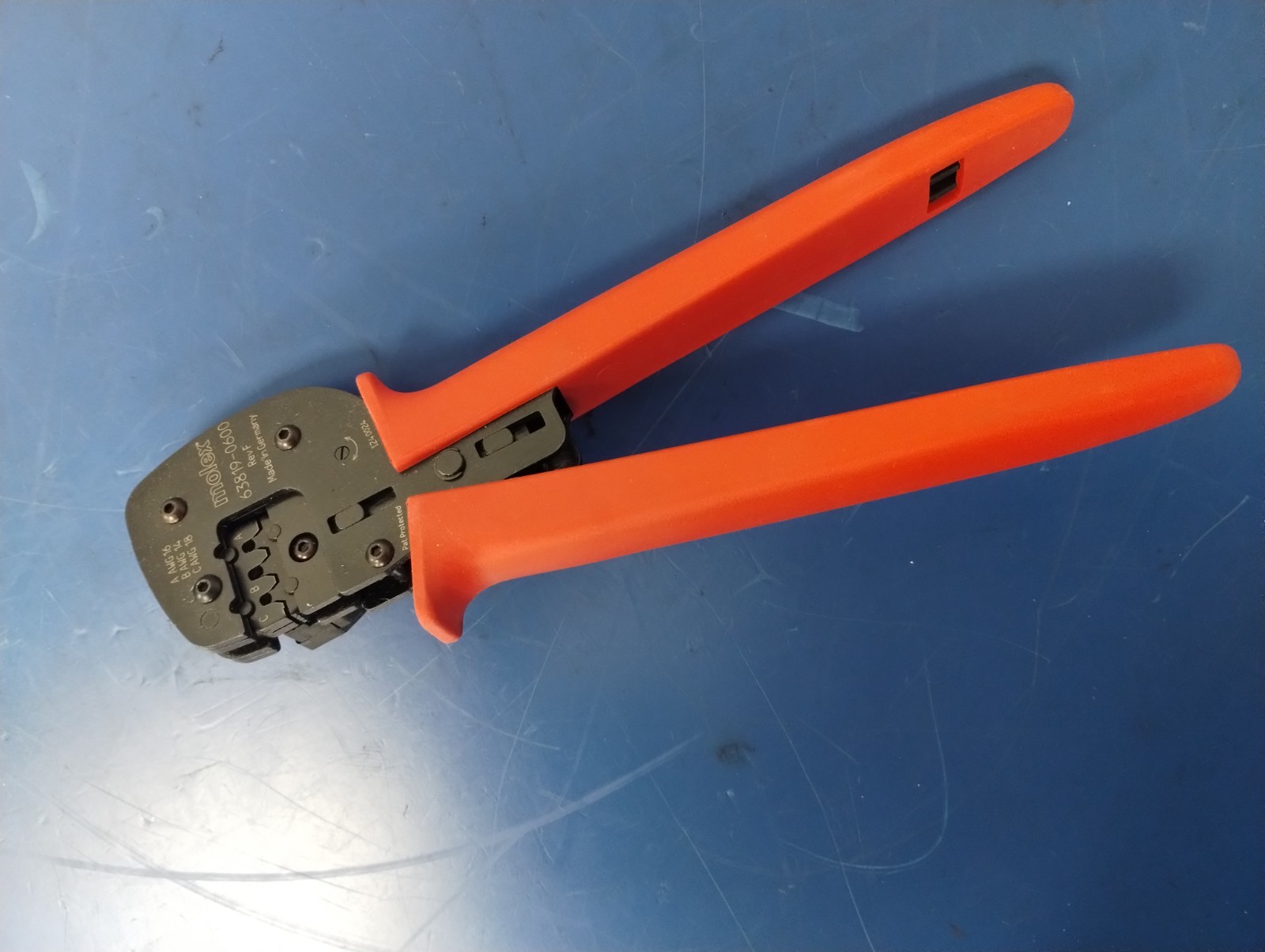MOLEX 63819-0600 HAND CRIMP TOOL For Use With:1.8mm Wide Crimp Terminals