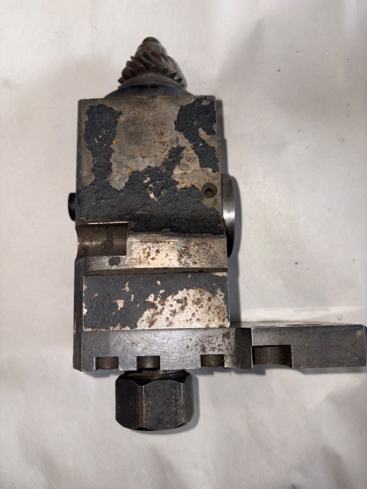 HARDINGE LIVE TOOL HOLDER FOR CONQUEST T51 (CROSS-WORKING MODEL CL 50), Used