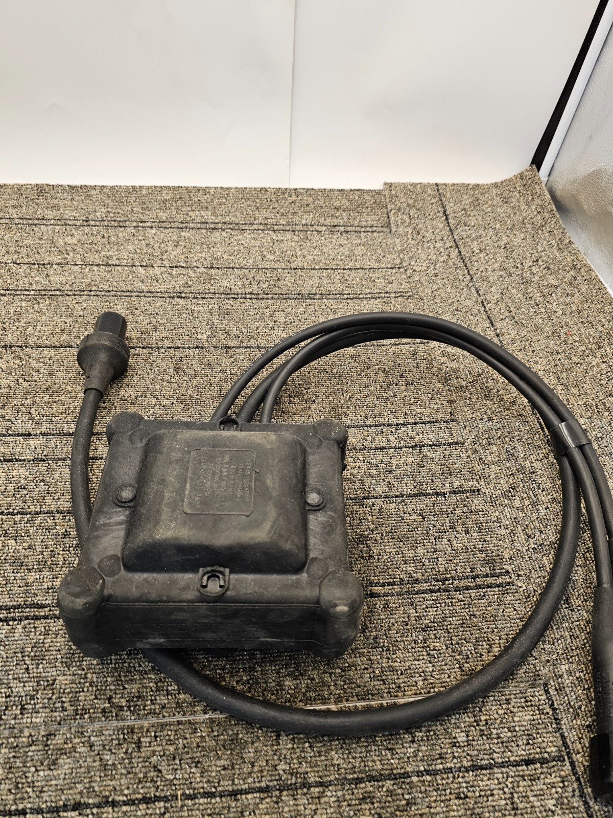 Amerace FAA-L-830-14 500W 60HZ Series Isolation Transformer TA500666-01