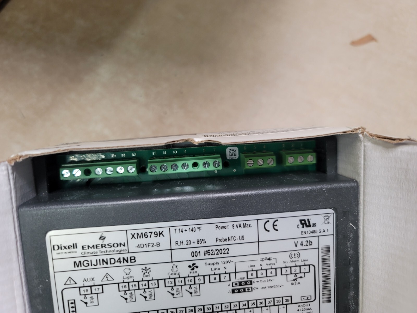 NOB Dixell Emerson XM679K-4D1F2B Temperature Controller Climate Relay MGIJIND4NB