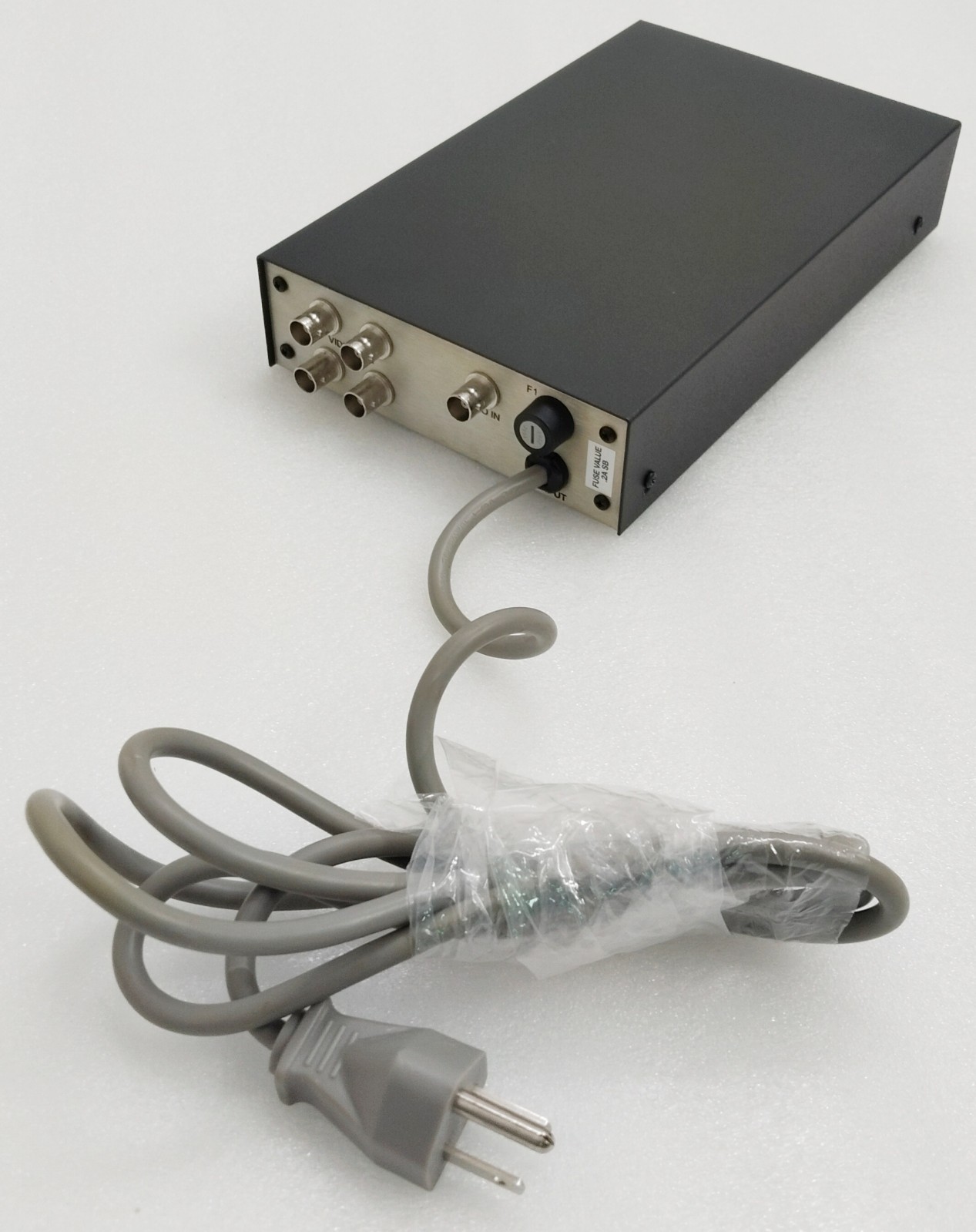 Pelco DA104DT Video Distribution Amplifier 115 Volts