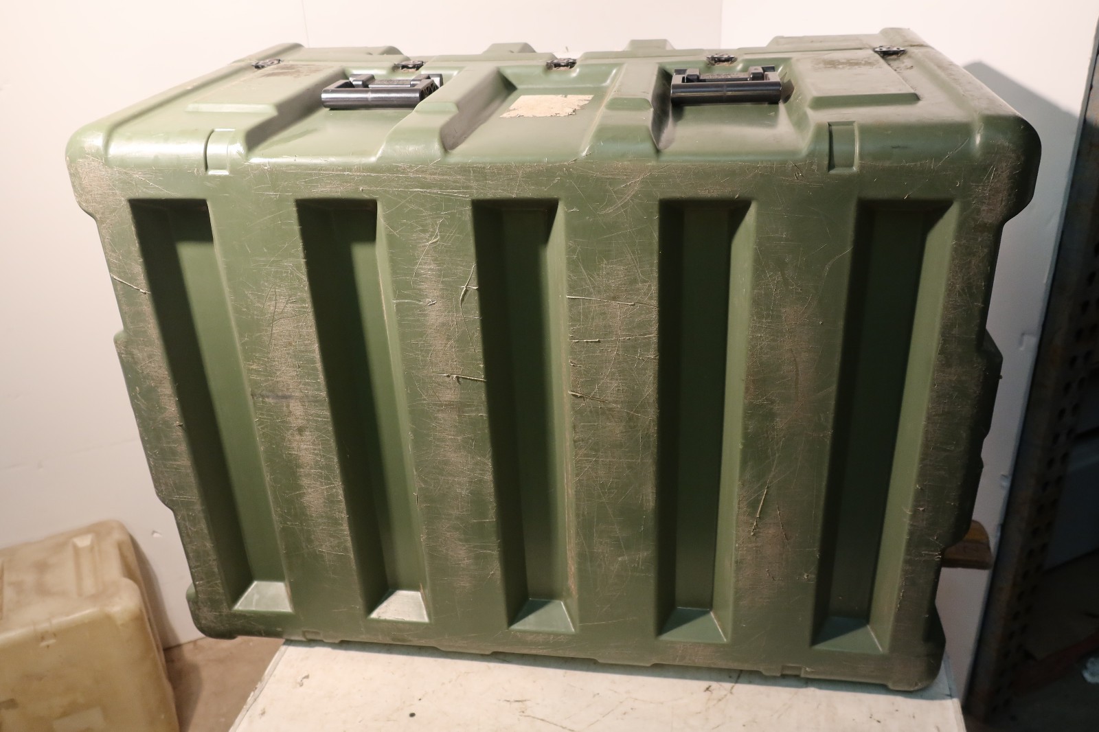 Hardigg Pelican Single Lid Hard Case AL4028-1608 Expedition Duty 43x31x28