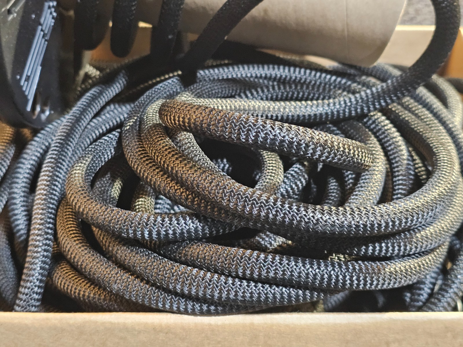 Black Polyester Bungee/Shock Cord 1/2 inch x 100 Foot Spool Marine Grade