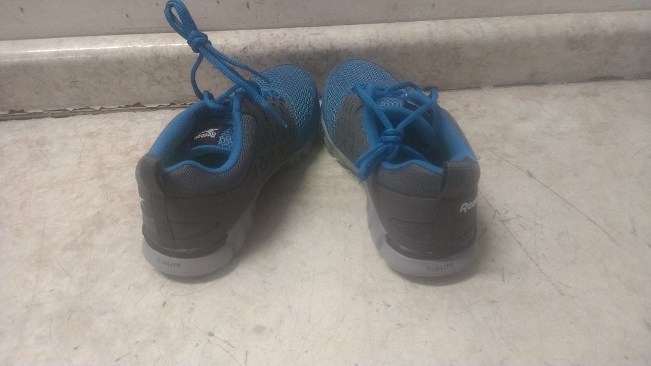 Reebok RB4040 Size 7-1/2 M Men’s Blue/Gray Alloy Toe Athletic Style Work Shoe