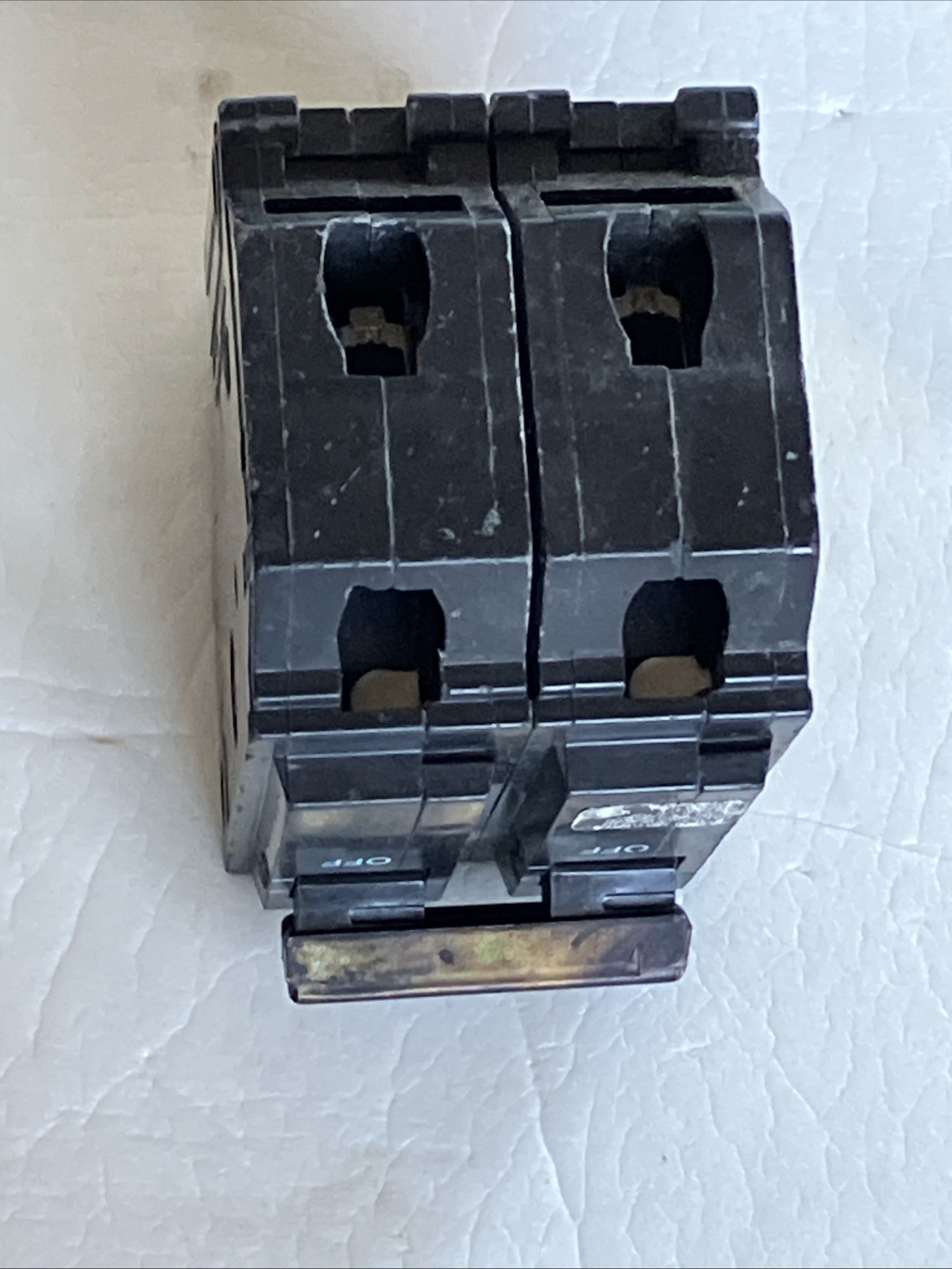 GE THQB2130, 30 Amp, 240 Volt, 2 Pole, Bolt-On Circuit Breaker (see pics)