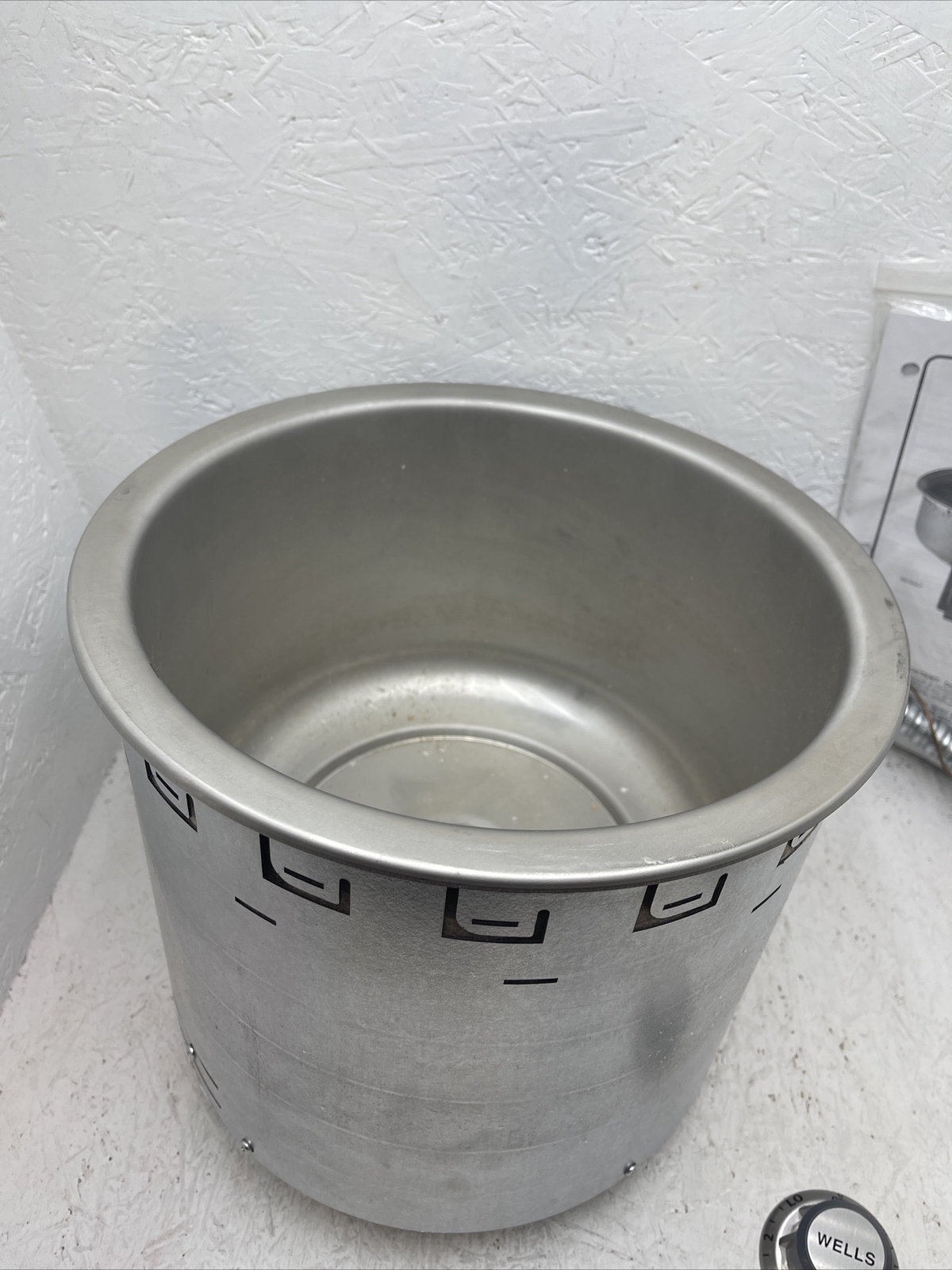 Wells Manufacturing 011D Built-In Warmer with Control Unit