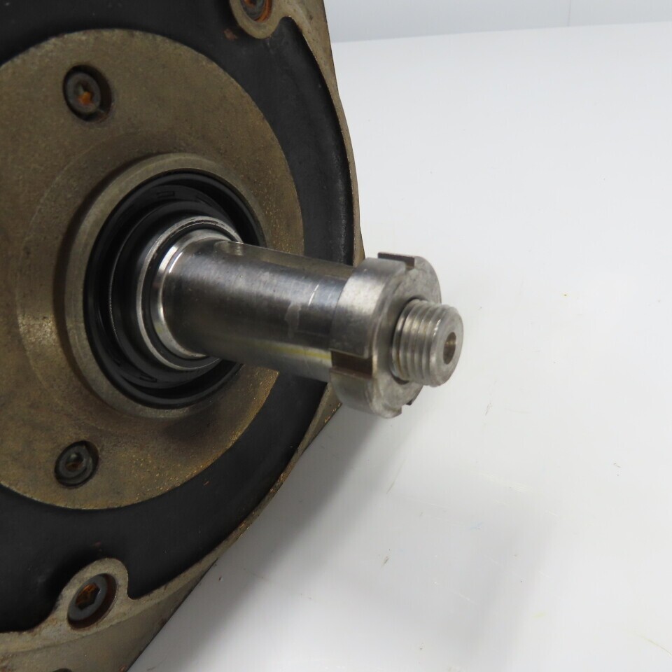 Okuma BL-50E-20T 1.5KW AC Servo Motor 157V 2000RPM 7.5A 4 Pole