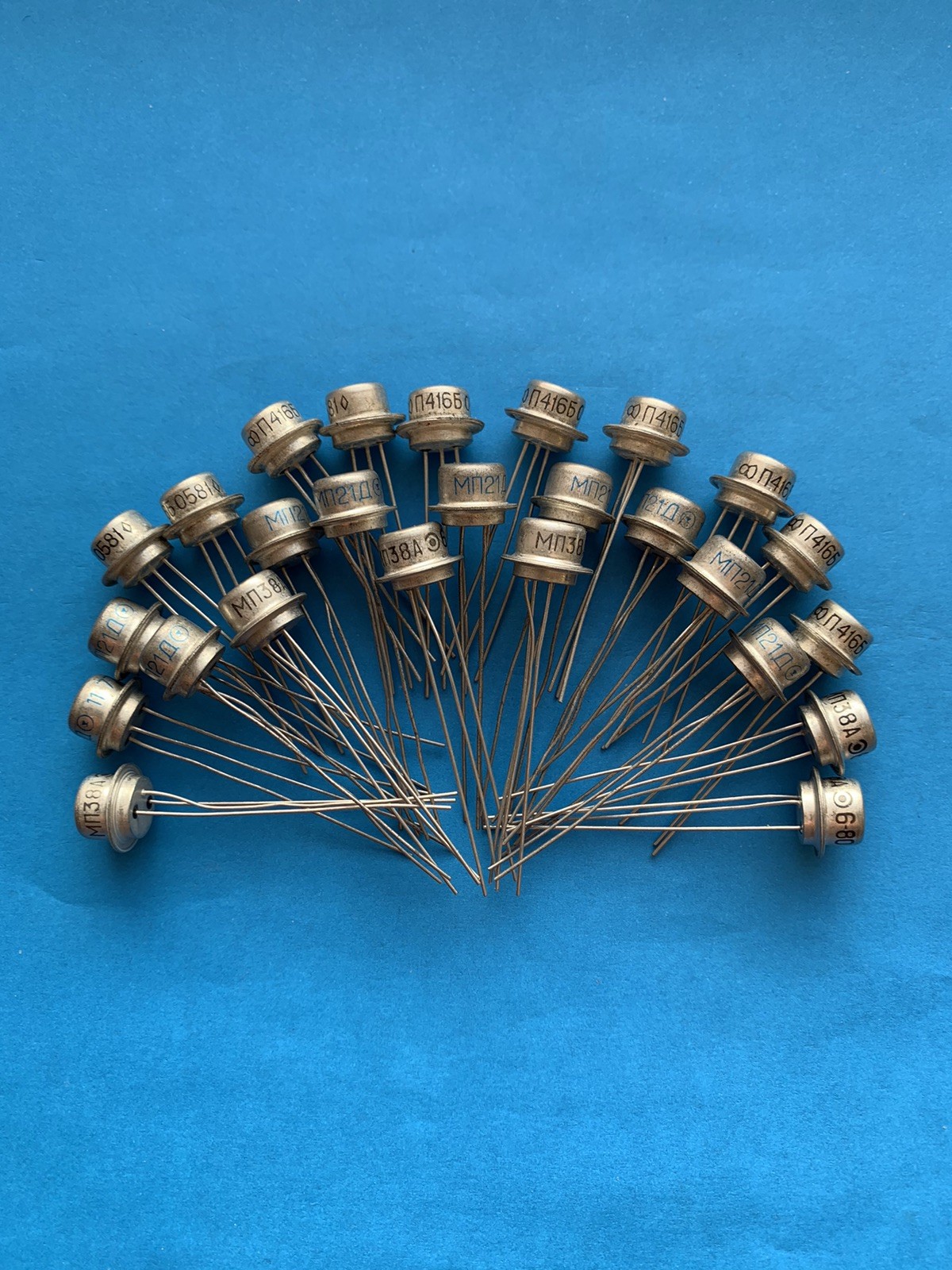 Combined Lot of MP21D MP38A P416B Germanium Transistors New