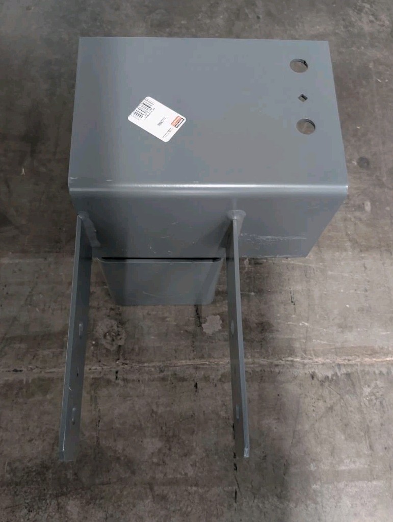 Simpson Strong-Tie ECCLR666 L-Shape End Column Cap 6x Post 6x Beams Skewed Right