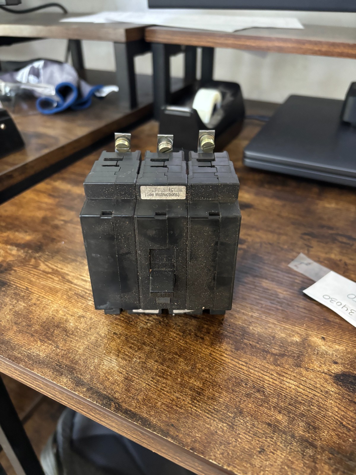 EHB34030 Square D Circuit Breaker 3 pole 30A