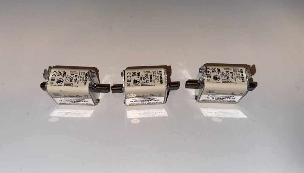 3 Pcs Set SIEMENS 3NE1021-0 690VAC 100A 100ka Sitor 100A PKF OF 3 NSMP