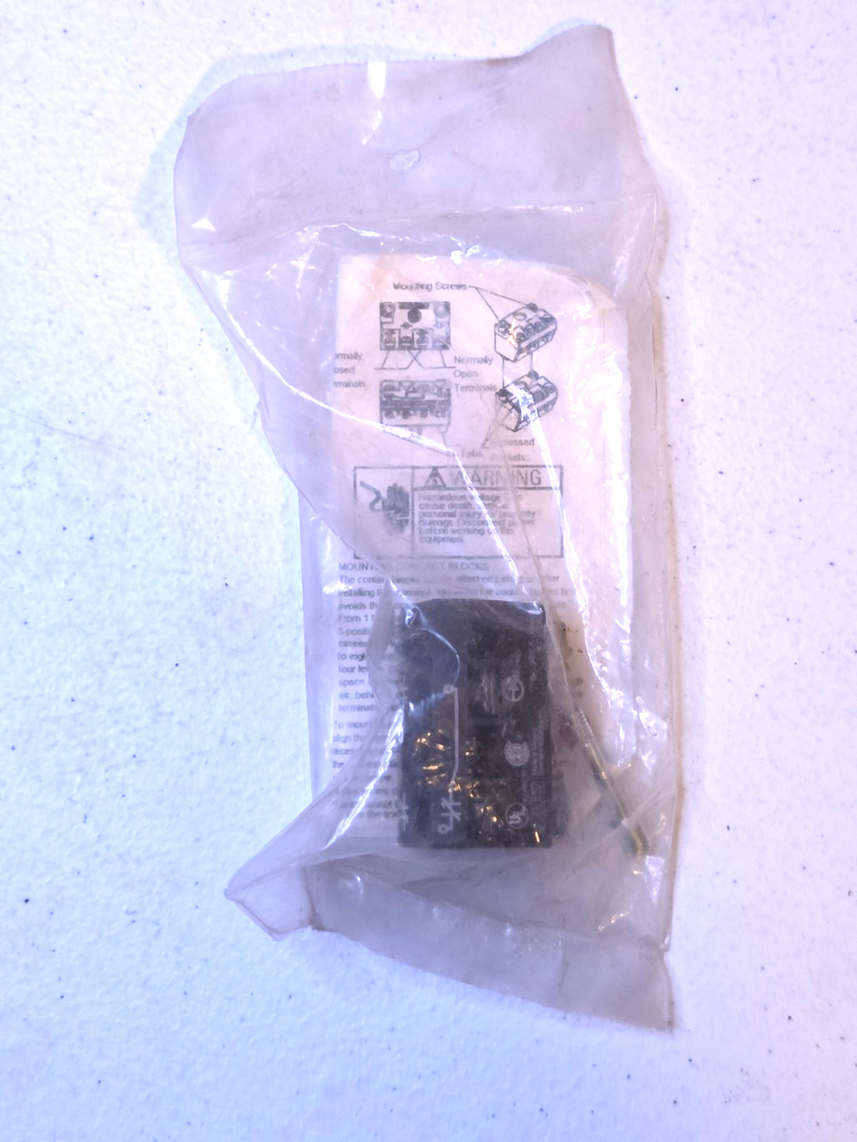 NEW Siemens 52BAJ Contact Block Kit 1 NC For Class 51 & 52 NEMA A600/P600 NIP