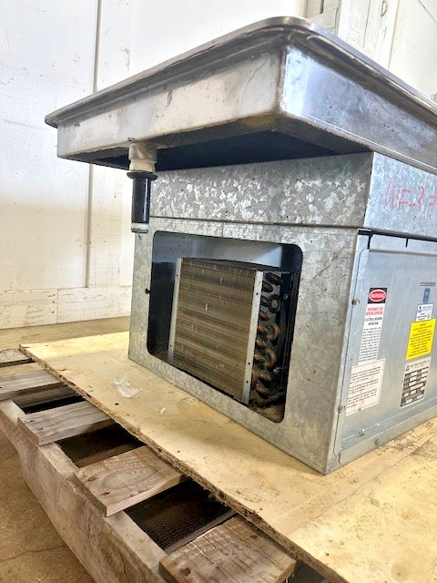 «ATLAS METAL WF-3″H.D 39″W FROST TOP DROP-IN UNIT SELF-CONTAINED REFRIGERATION