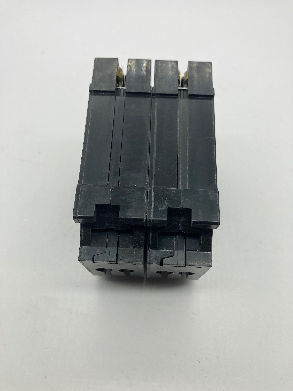 HOMT2020230 Homeline Quad Two 1 Pole 20 Amp One 2P 30 Amp Plug In Tandem Breaker