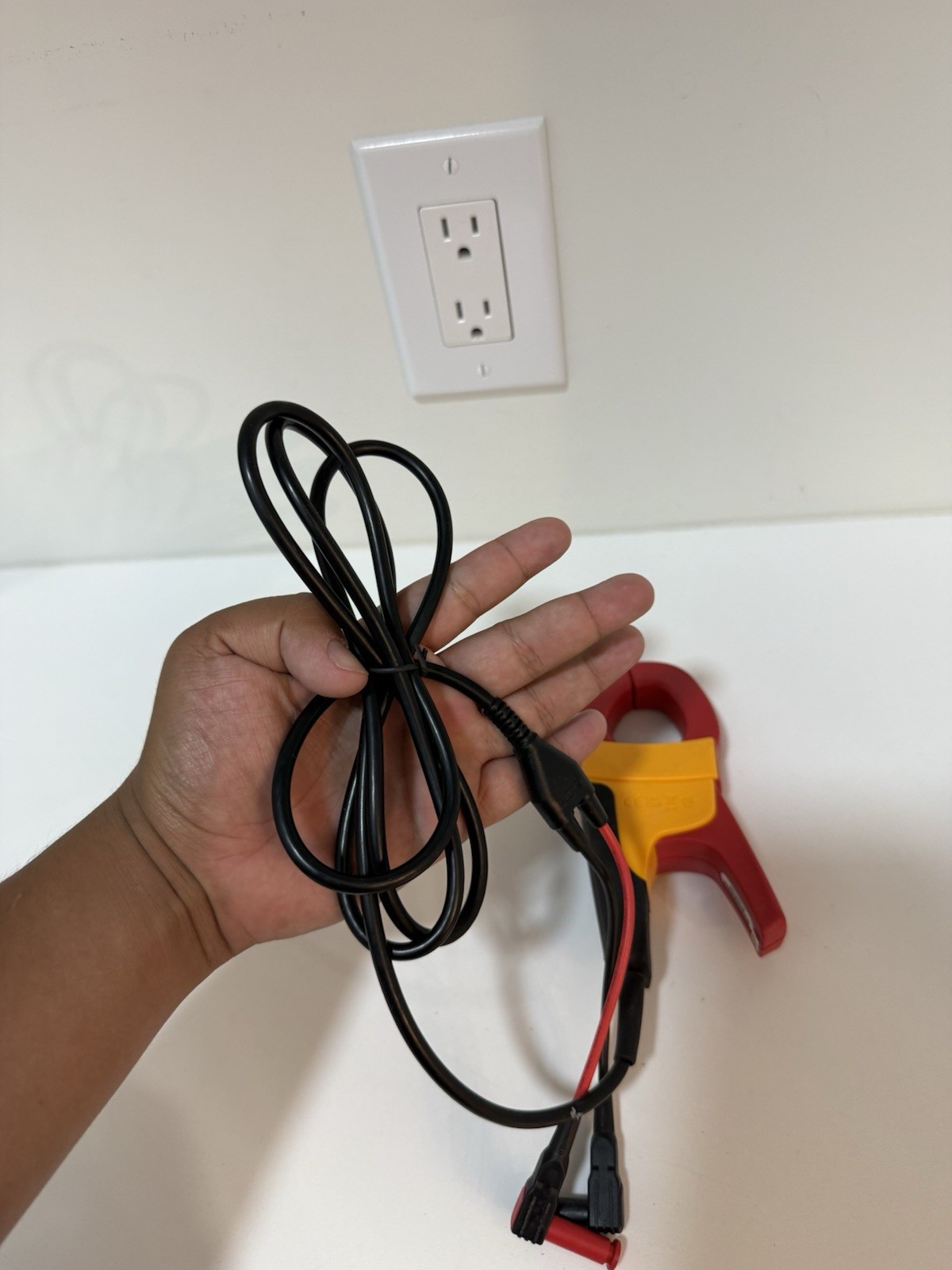 FLUKE I400 AC CURRENT CLAMP (NEW) SHIPS FAST – TESTED