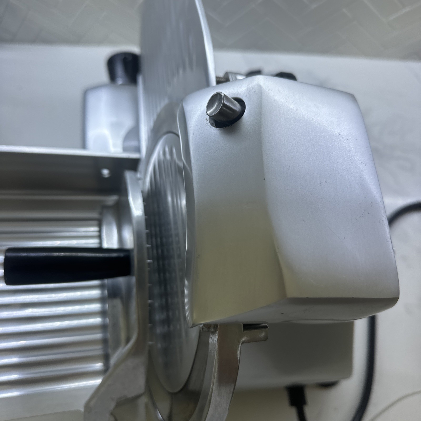 9″ Manual Gravity Feed Meat Slicer Semi-Automatic Commercial Machine 1/6 HP