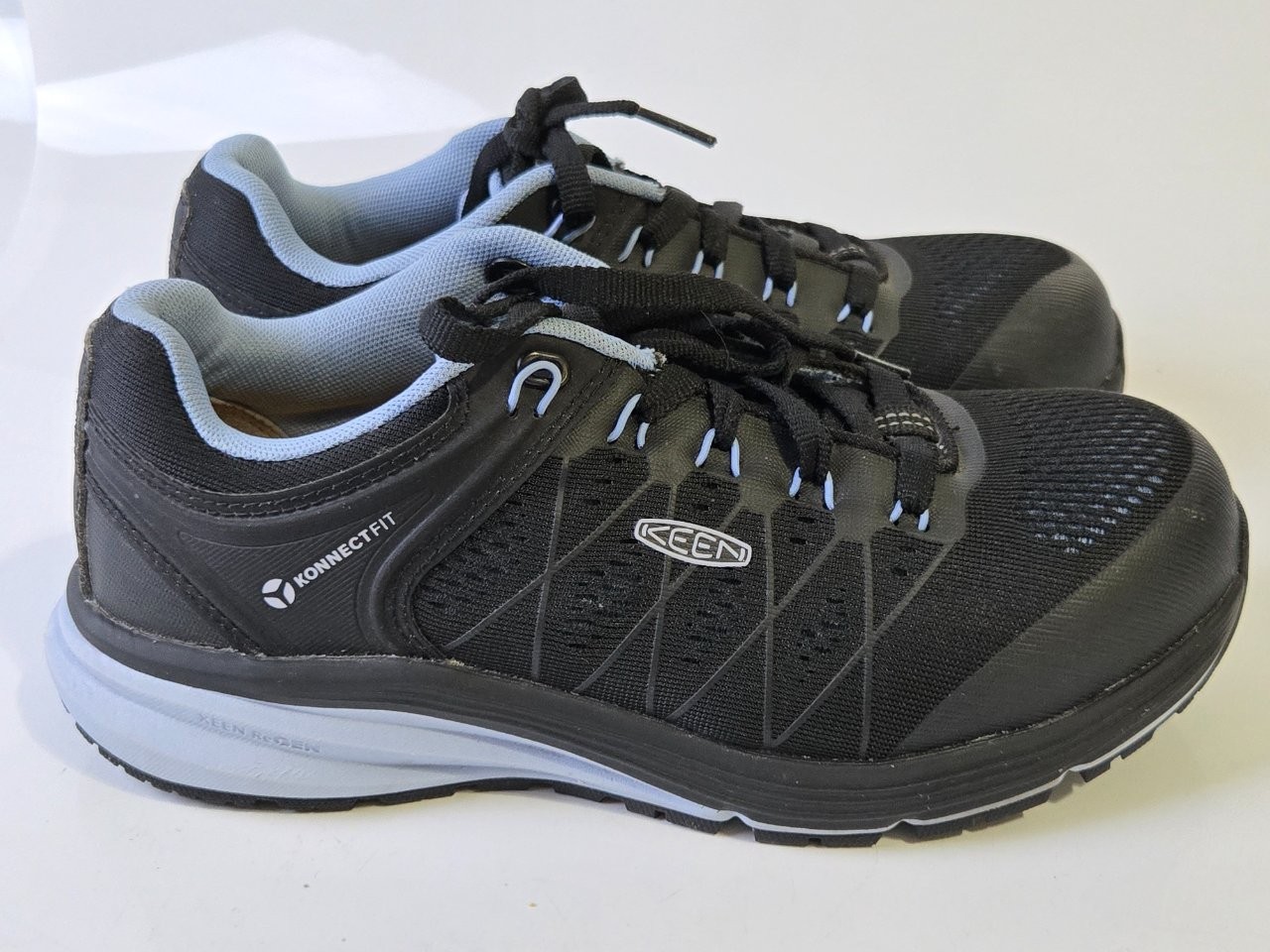 Keen Utility Women’s Black / Blue Steel Toe Work Shoes US Size 7W