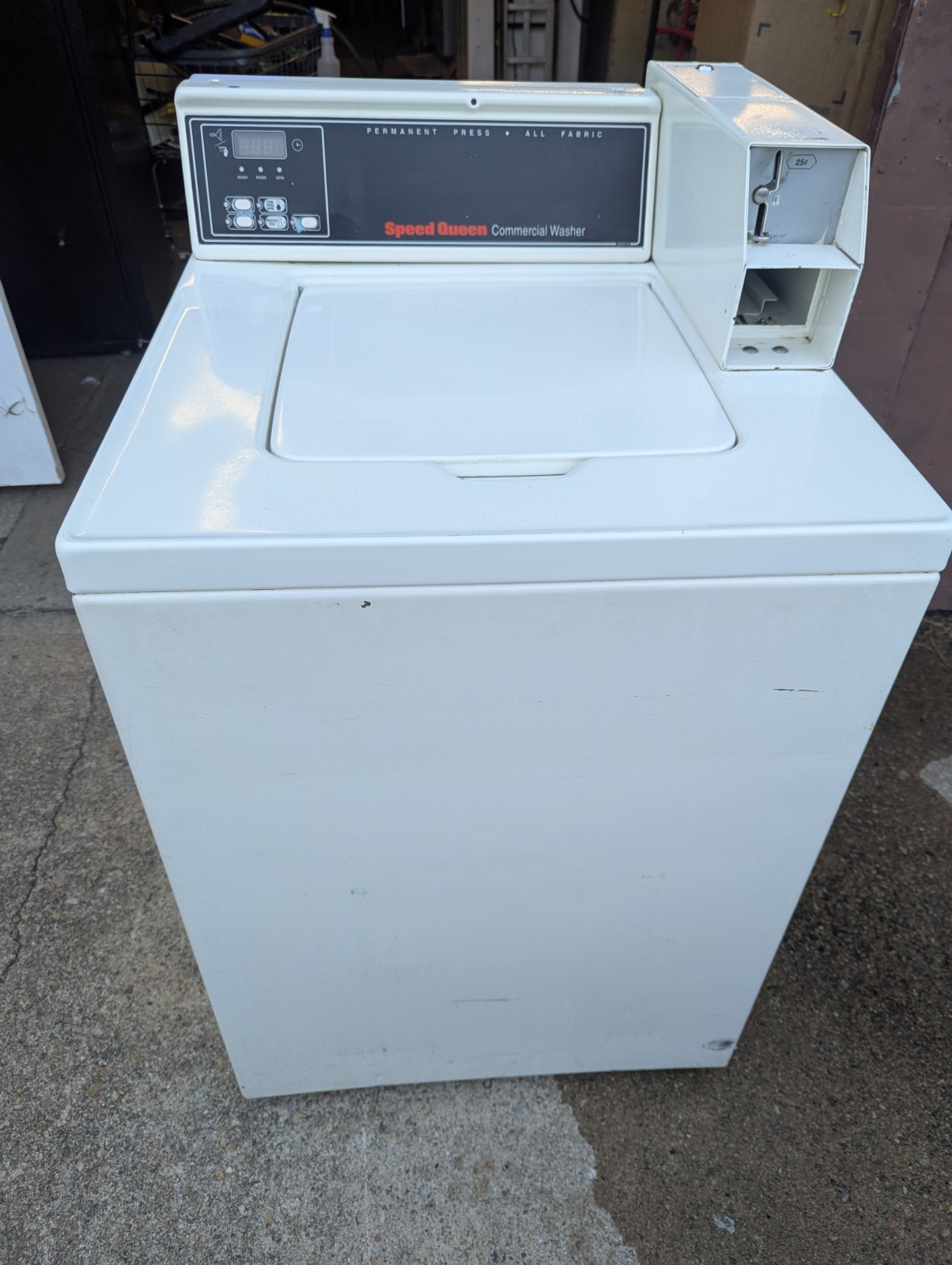Speed Queen Commercial Coin Op Top Load Washer 1PH 120V 60HZ – Digital Coin Drop