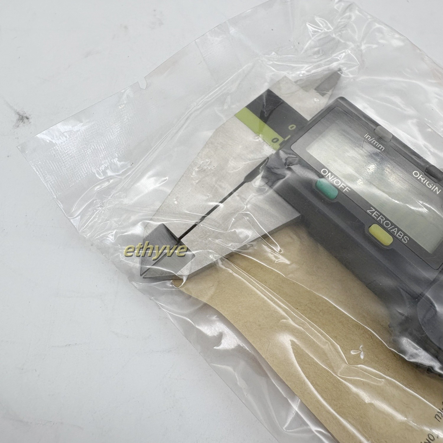 500-196-30 Mitutoyo Digital Caliper | 0-6″ (150mm) | Absolute Encoder | New US