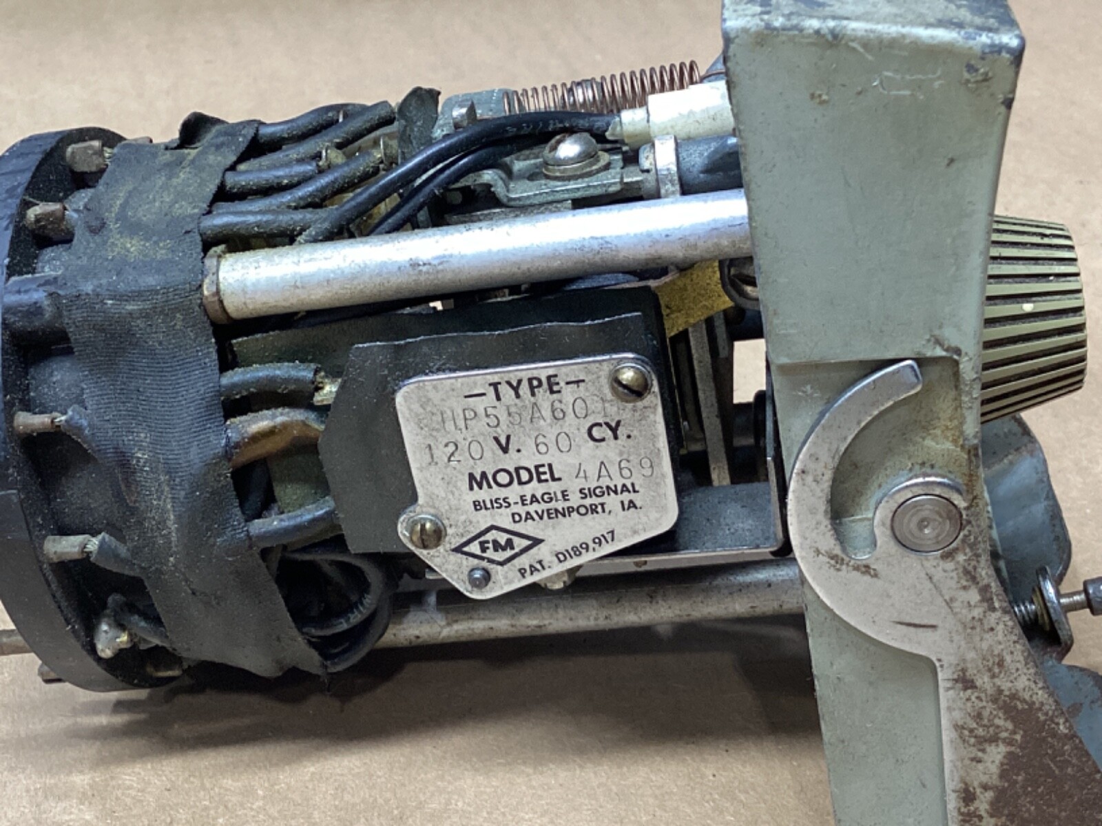 EAGLE SIGNAL HP55A601 120V 0-30MIN #118B85PR3
