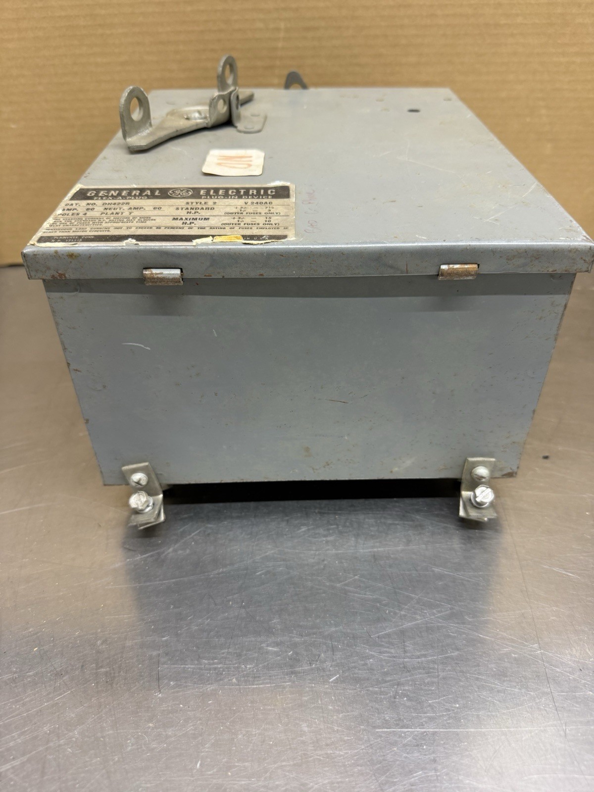 General Electric DH422R Flex A Plug Buss Plug Switch Fusible 60A 240V