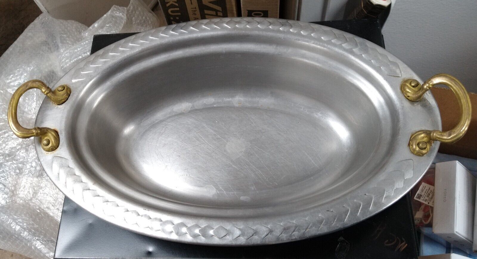 Bon Chef Professional Grade Stainless Steel Oval Food Serving Pan Dish