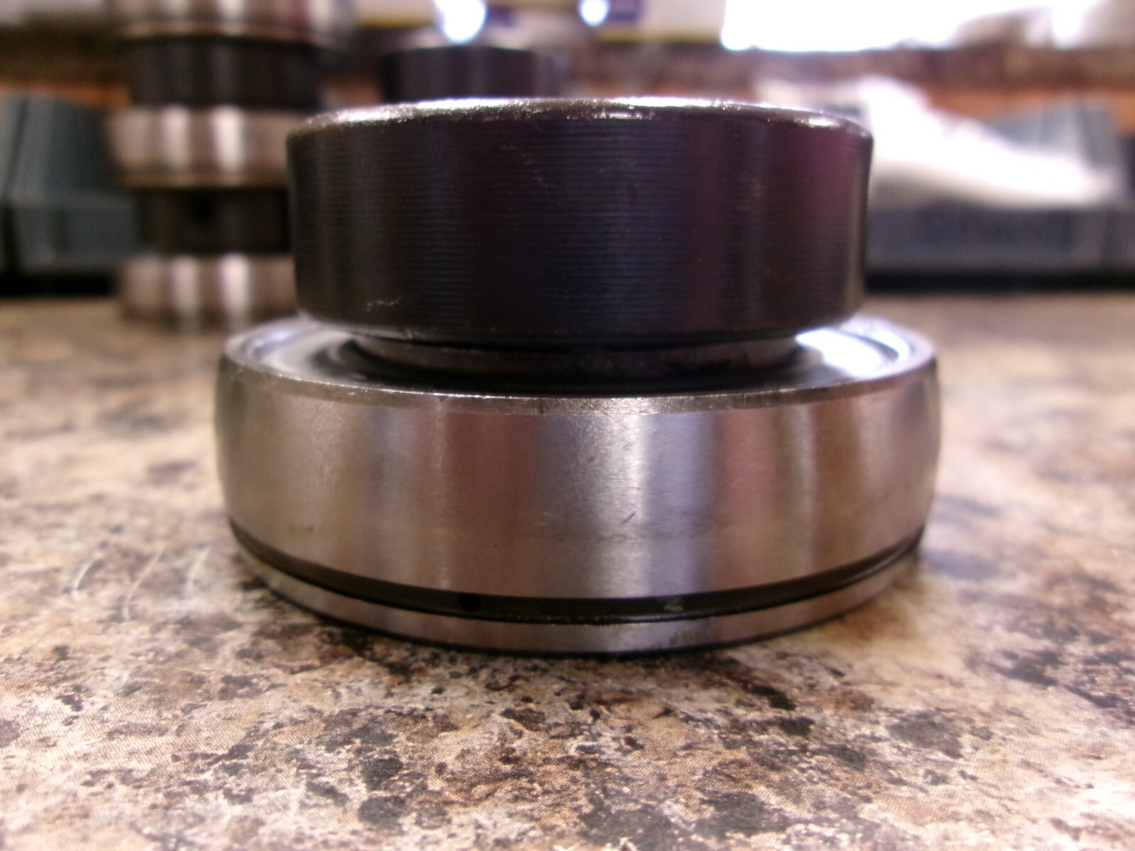 KOYO JAPAN VRA106RSA-16 INSERT BEARING 1-3/8″ BORE W/ LOCK COLLAR CALLIE-86