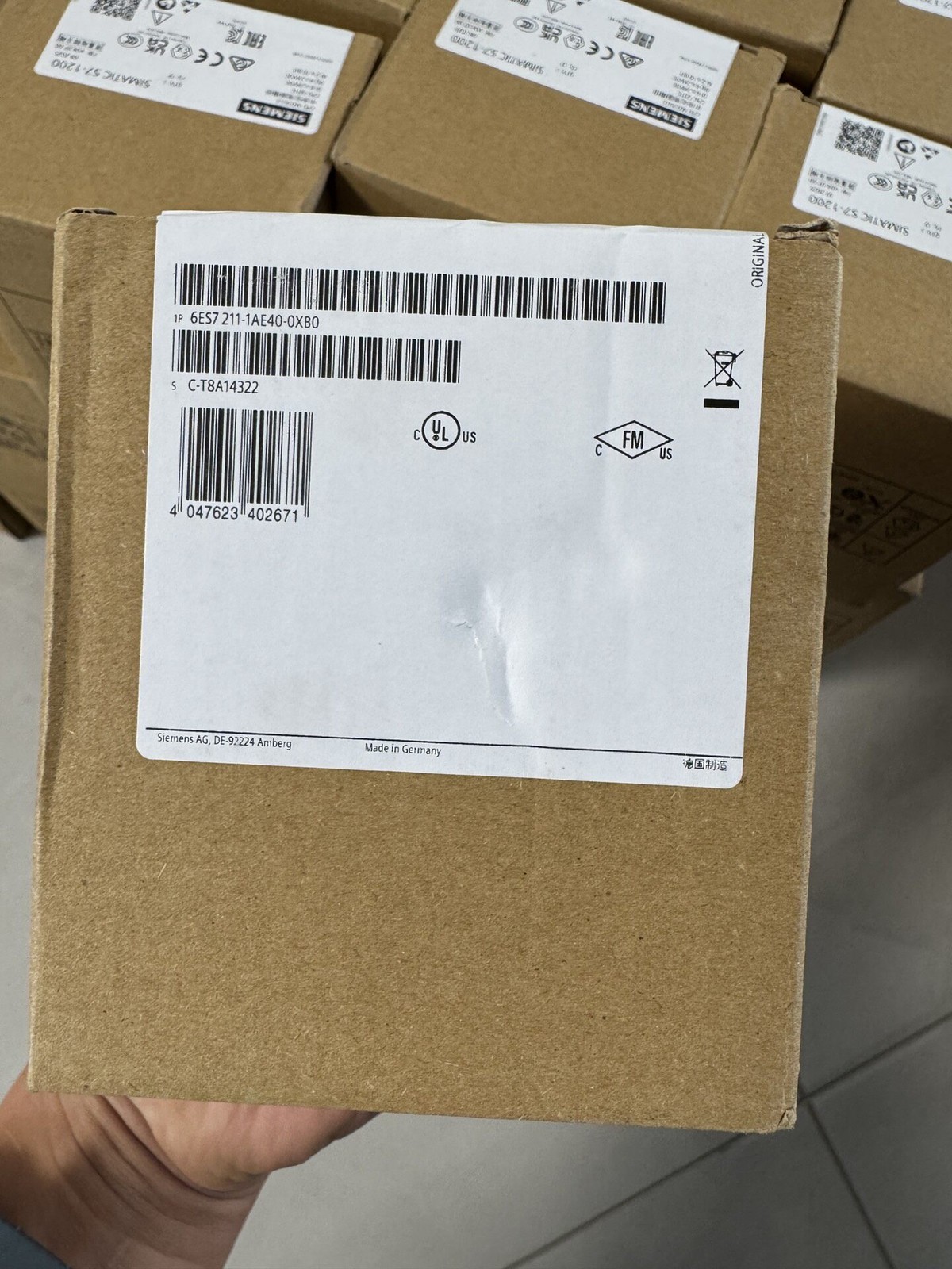 1PC Brand PRO Siemens Simatic S7-1200 6ES7211-1AE40-0XB0 6ES7 211-1AE40-0XB0