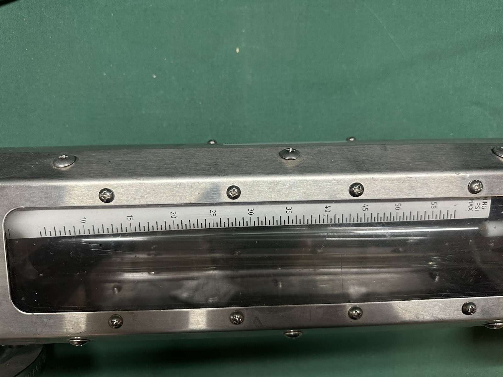 Siemens Wallace Tiernan Flow Gauge 5210G32116XXBD402SXX – New OEM