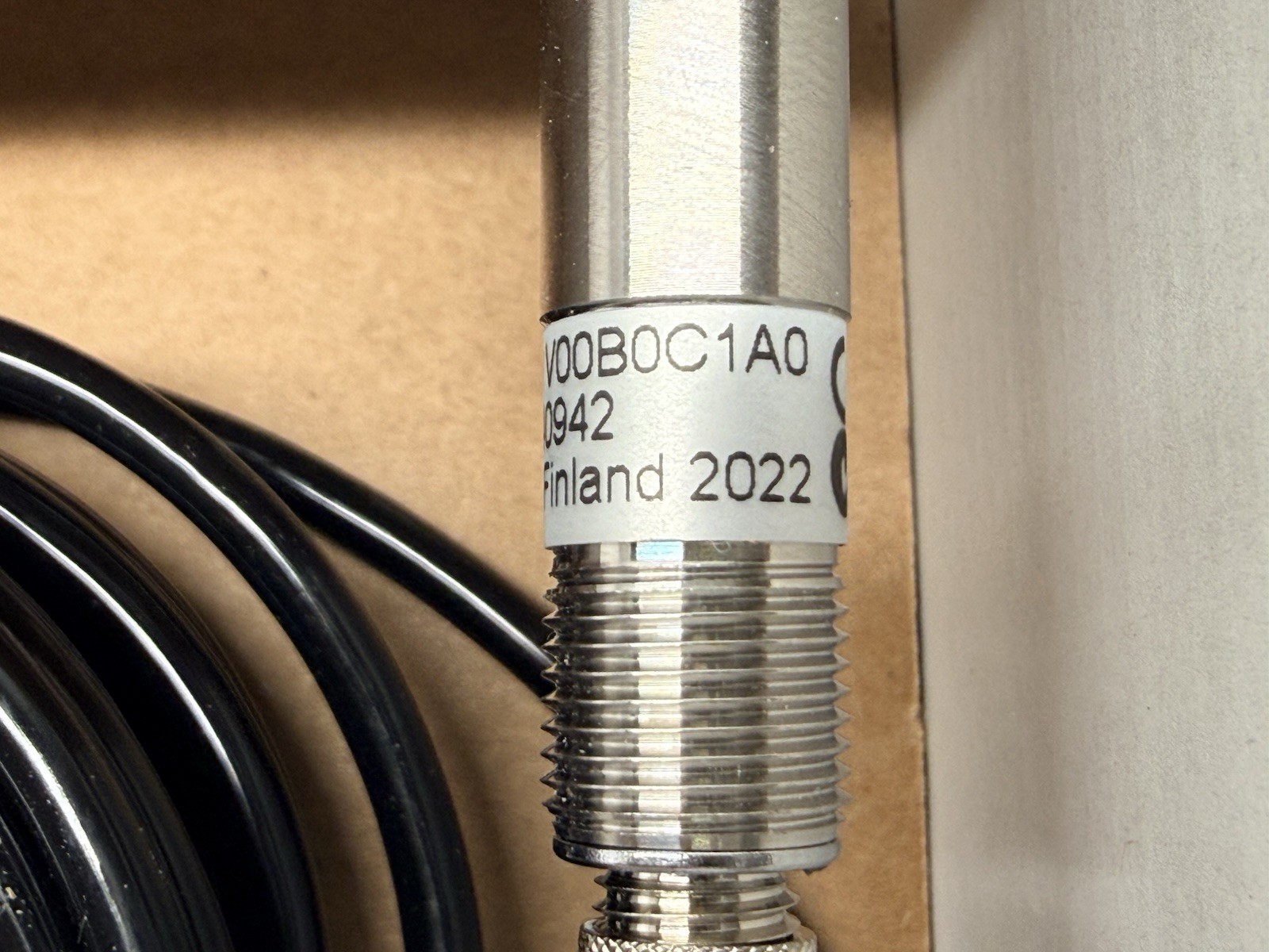 NEW Vaisala HMT120 Humidity & Temperature Transmitter 0 to 100%RH, -40 to +140°F