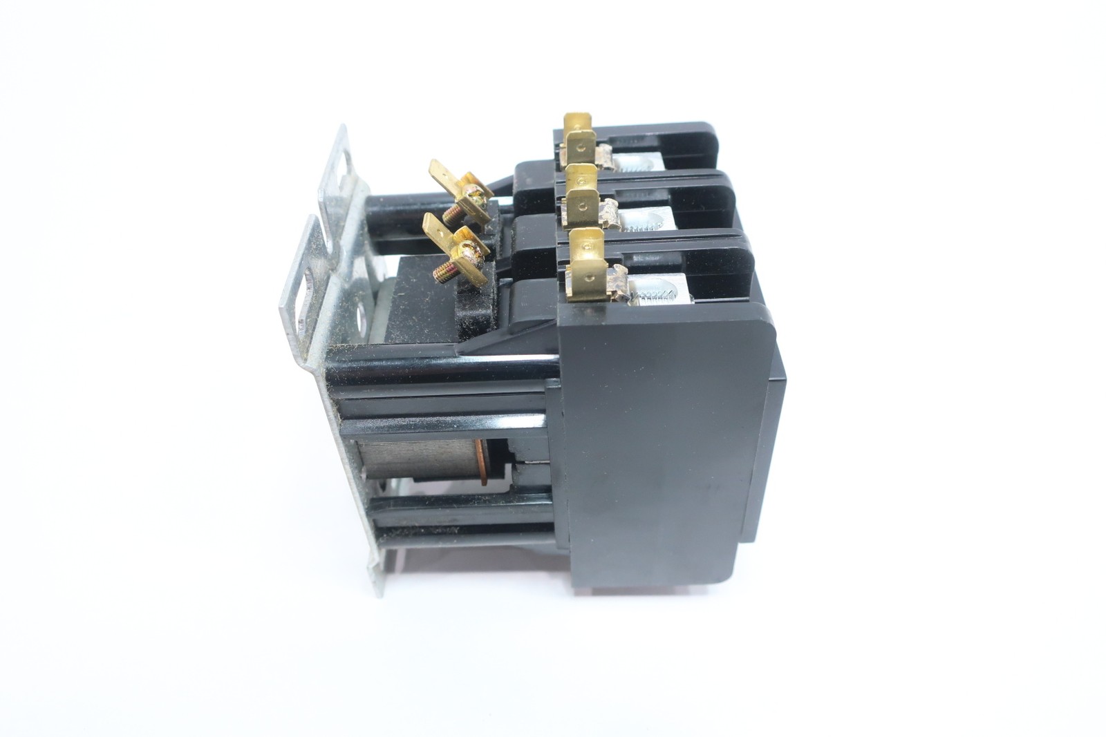 Abb DP60C3P-1S Definite Purpose Ac Contactor 30hp 75a 120v-ac