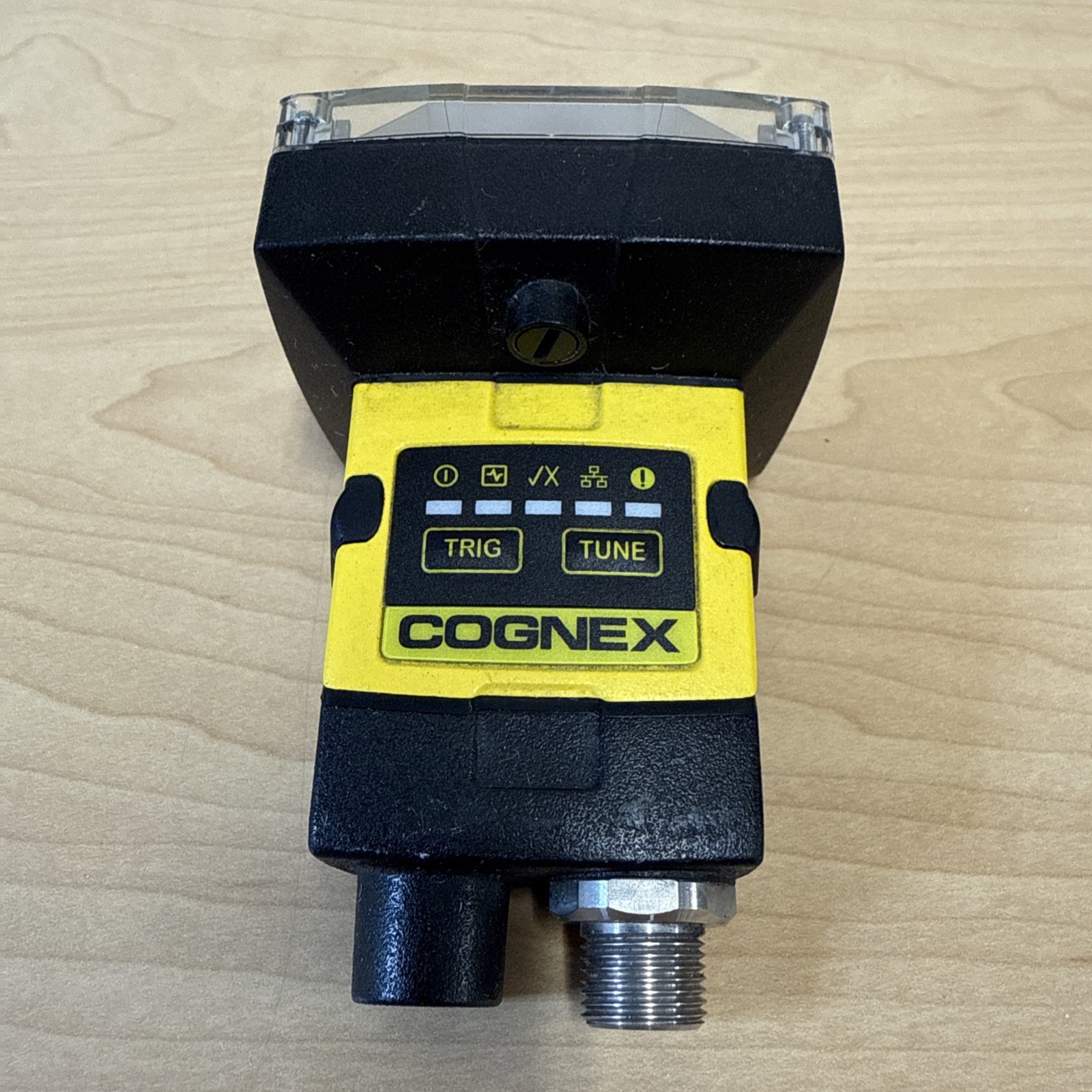 Cognex IS2000M-120-40-125 In-Sight 2000 Vision Sensor 825-10247-1R 821-10026-1R