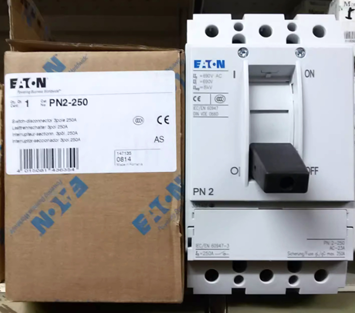 NEW EATON MOELLER PN2-250 Switch Disconnector 3P 250A