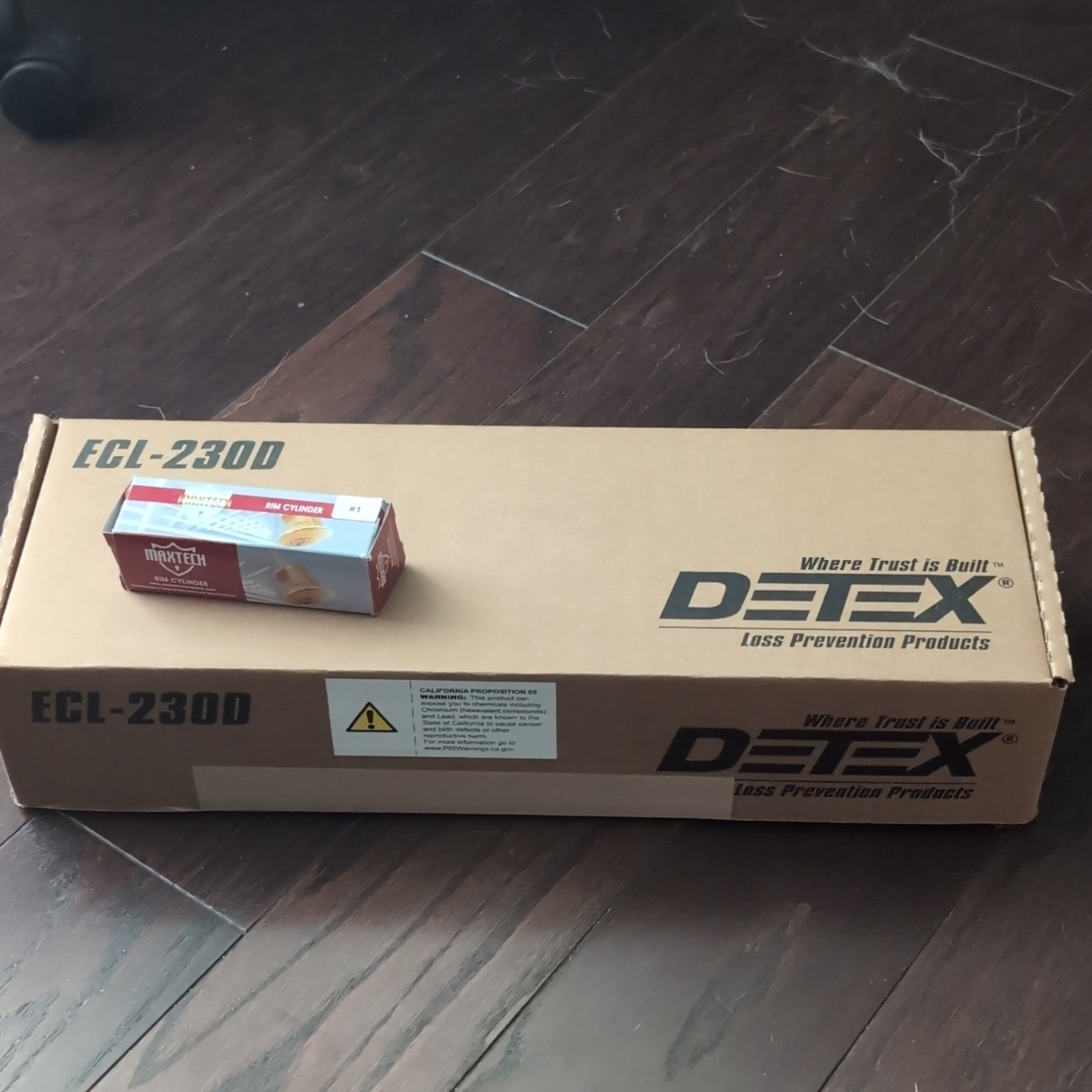 Detex – ECL230D Alarm Panic Exit Control Lock, Short Bar (Includes Key Cylinder)