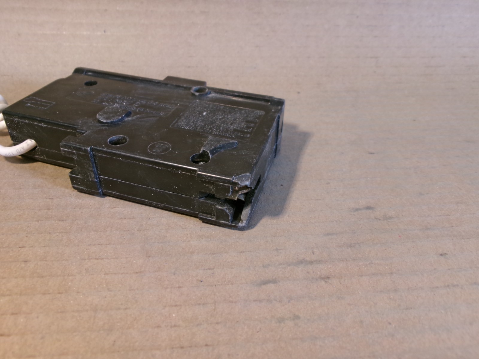 Square D HOM HOM120GFI 1 Pole 20 Amp 120V GFCI Circuit Breaker FLAWED