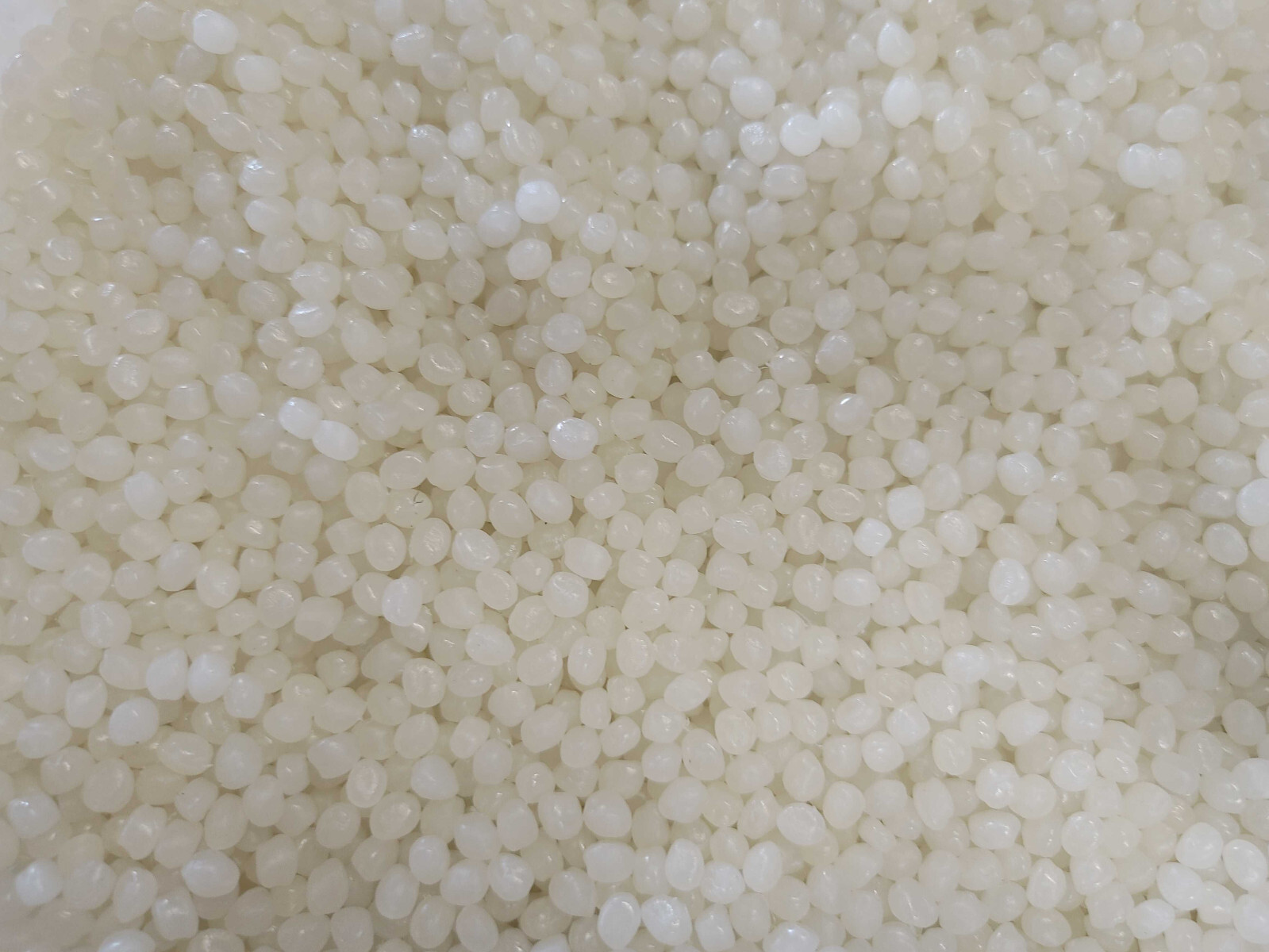 Recycled Plastic Natural color HDPE (#2) Resin Pellets, 1 kg