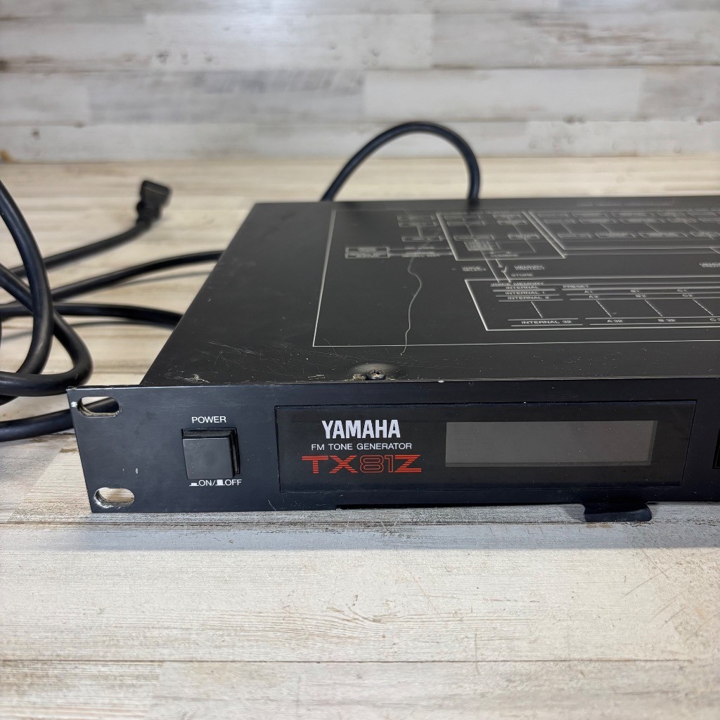 Yamaha TX81Z FM Tone Generator Rack Mount Synthesizer Module MIDI