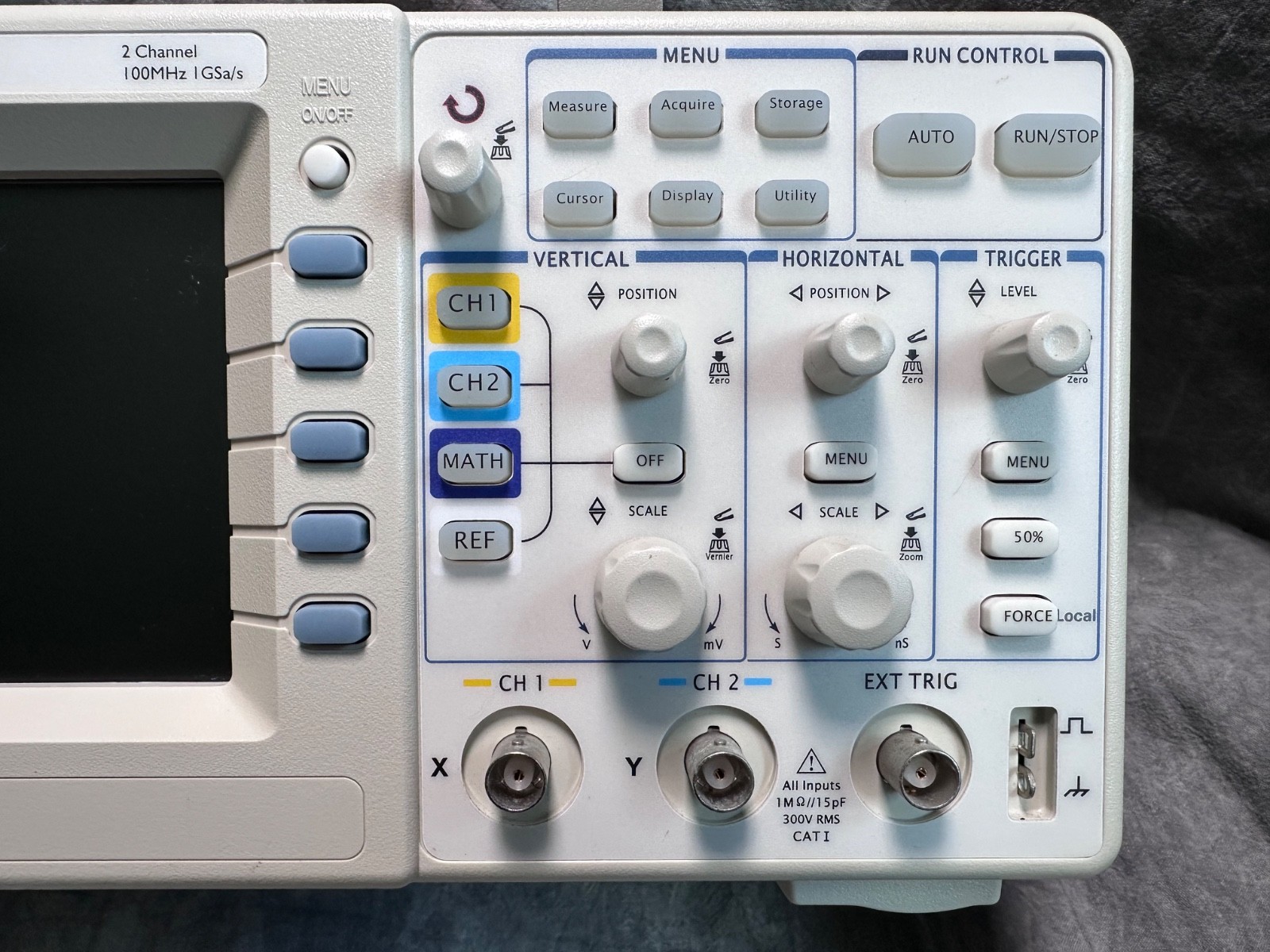 Rigol DS1102E 100MHz 1GSa/s 2 Channel Color Oscilloscope with Probes