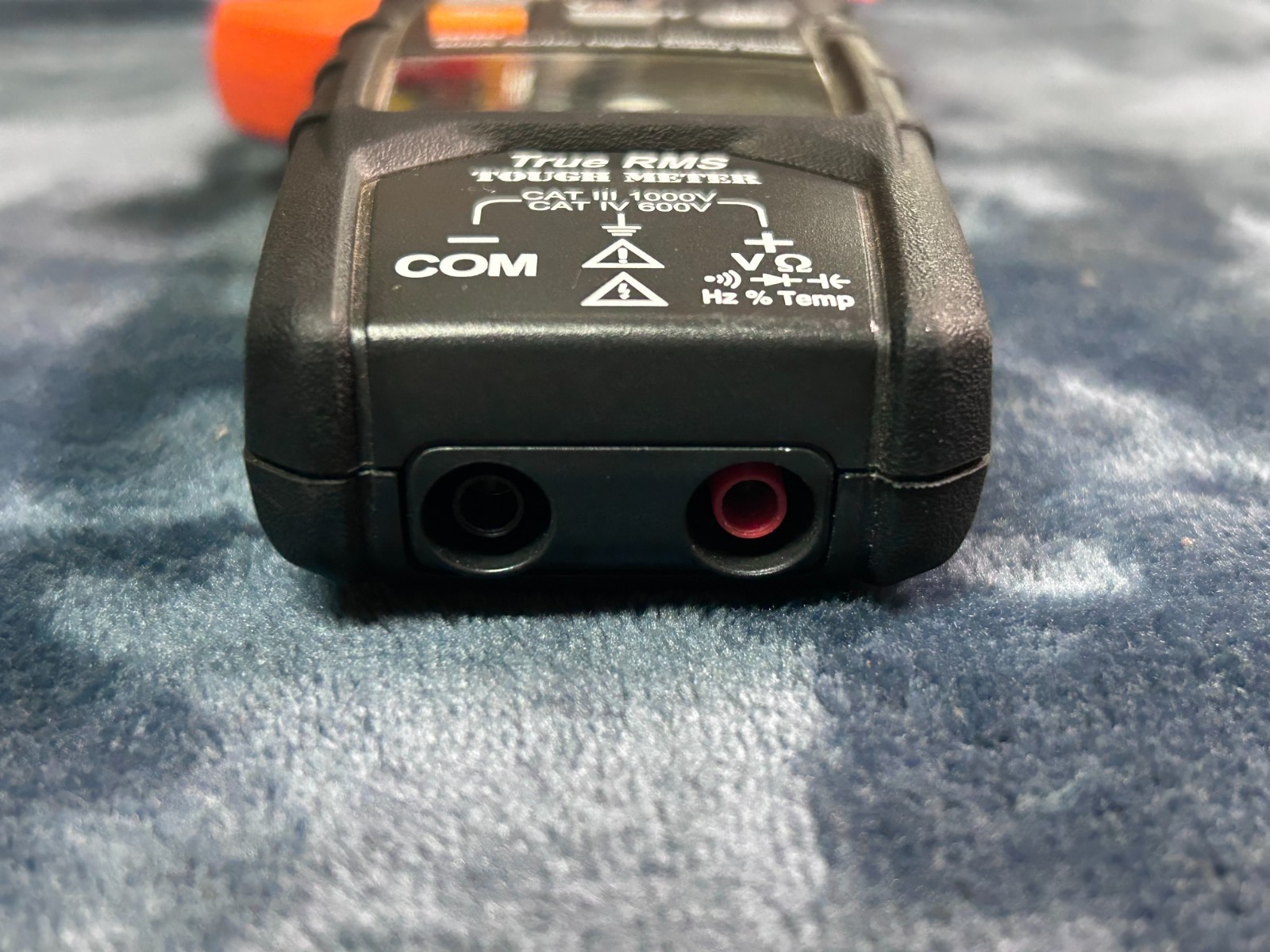 Klein Tools CL800 AC/DC True RMS Auto-Ranging Digital Clamp Meter