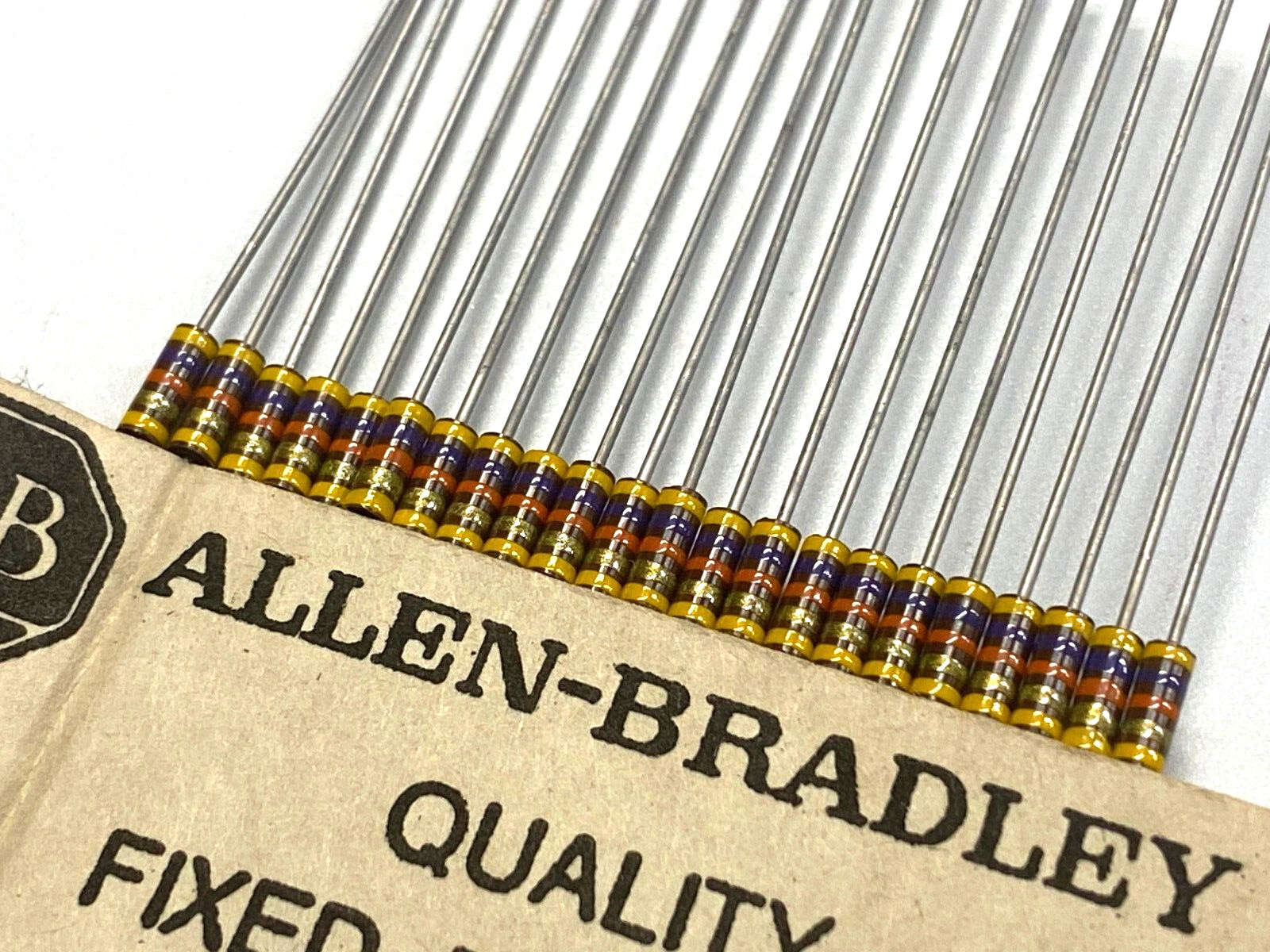 4pcs Allen-Bradley RCR07 1M 5% 1/4W (0.25W) Carbon Composition Resistor, RC07