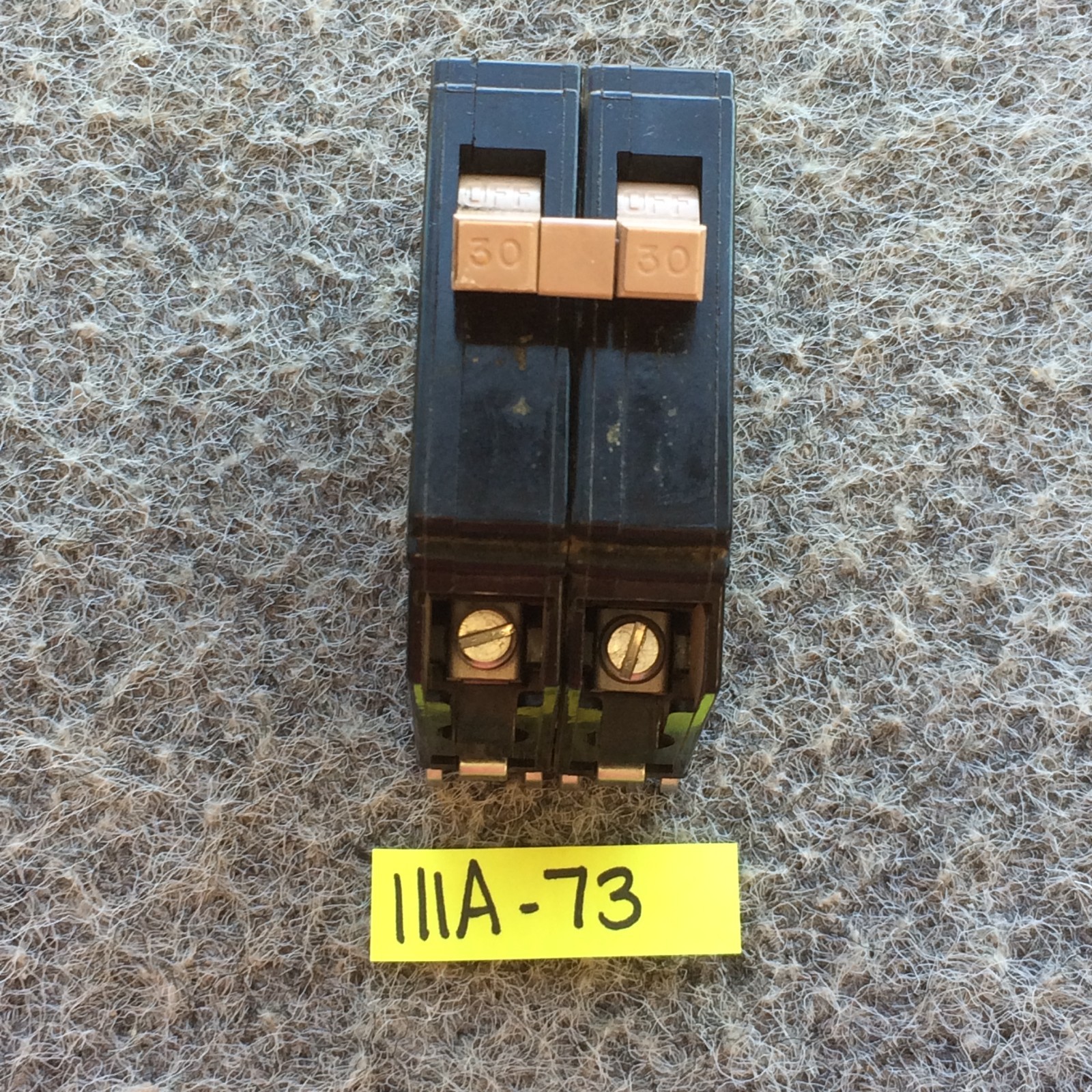 Eaton Cutler Hammer 30Amp 2 Pole Circuit Breaker CH230 METAL FOOT (Half Notch)