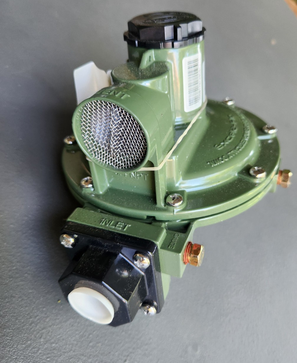 Marshall 1622-BCF Second Stage Propane LP Regulator Output 1/2″ x 1/2″, read des