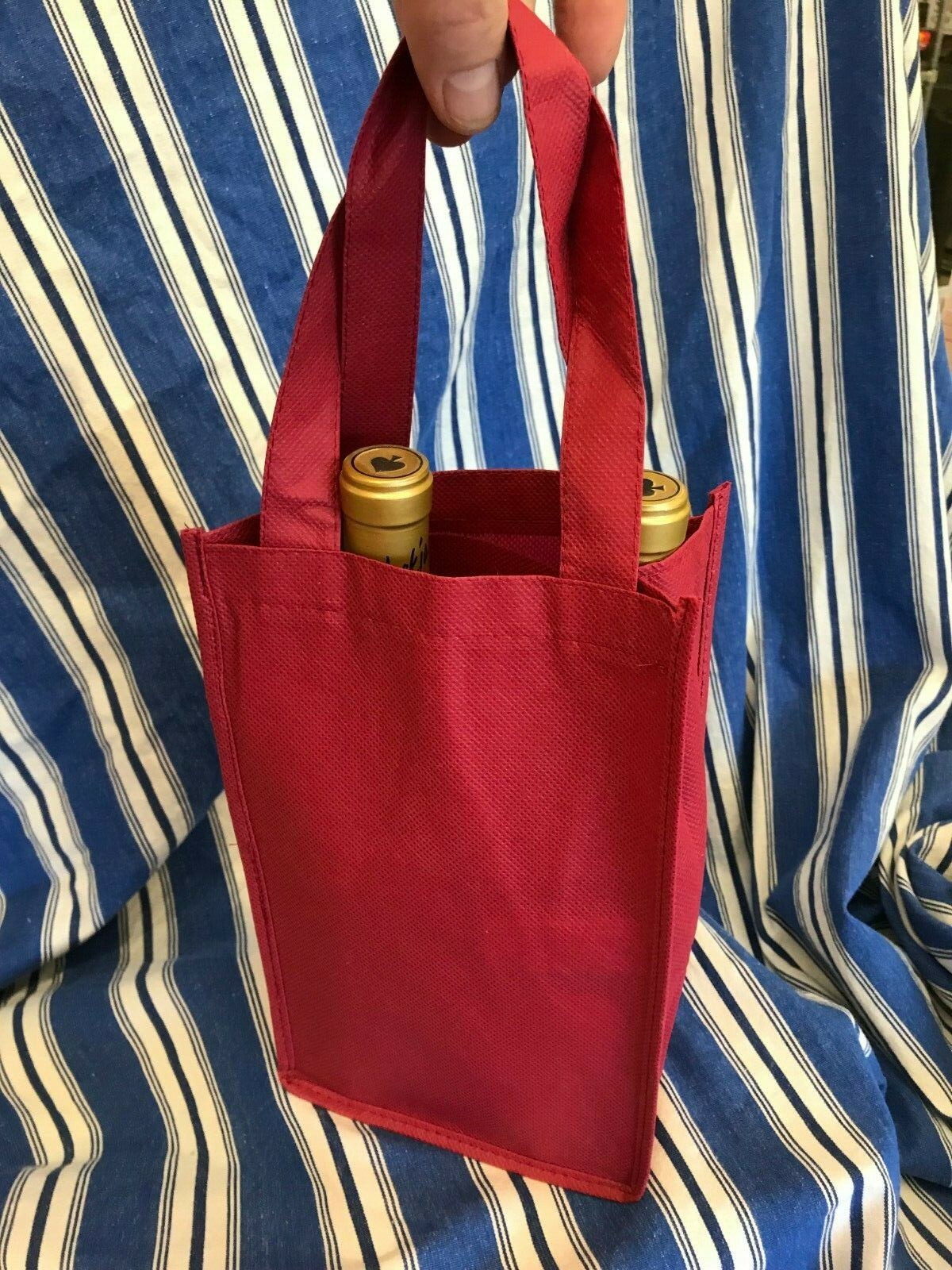 Bottle Wine Tote/ W/Handles By Ariel Non Woven Polypropylene Lot Of 8