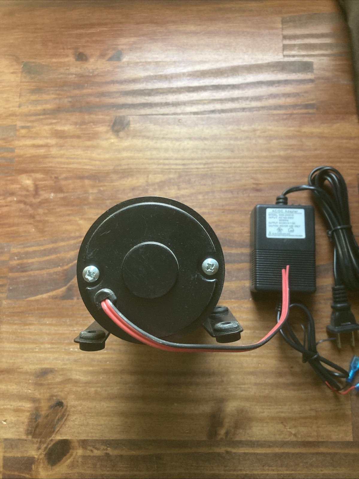 Diaphragm Pump 24v GMP 78 24 12-070059. Flow 15,6GPH 100PSI. Ac/Dc Adapter 110v.