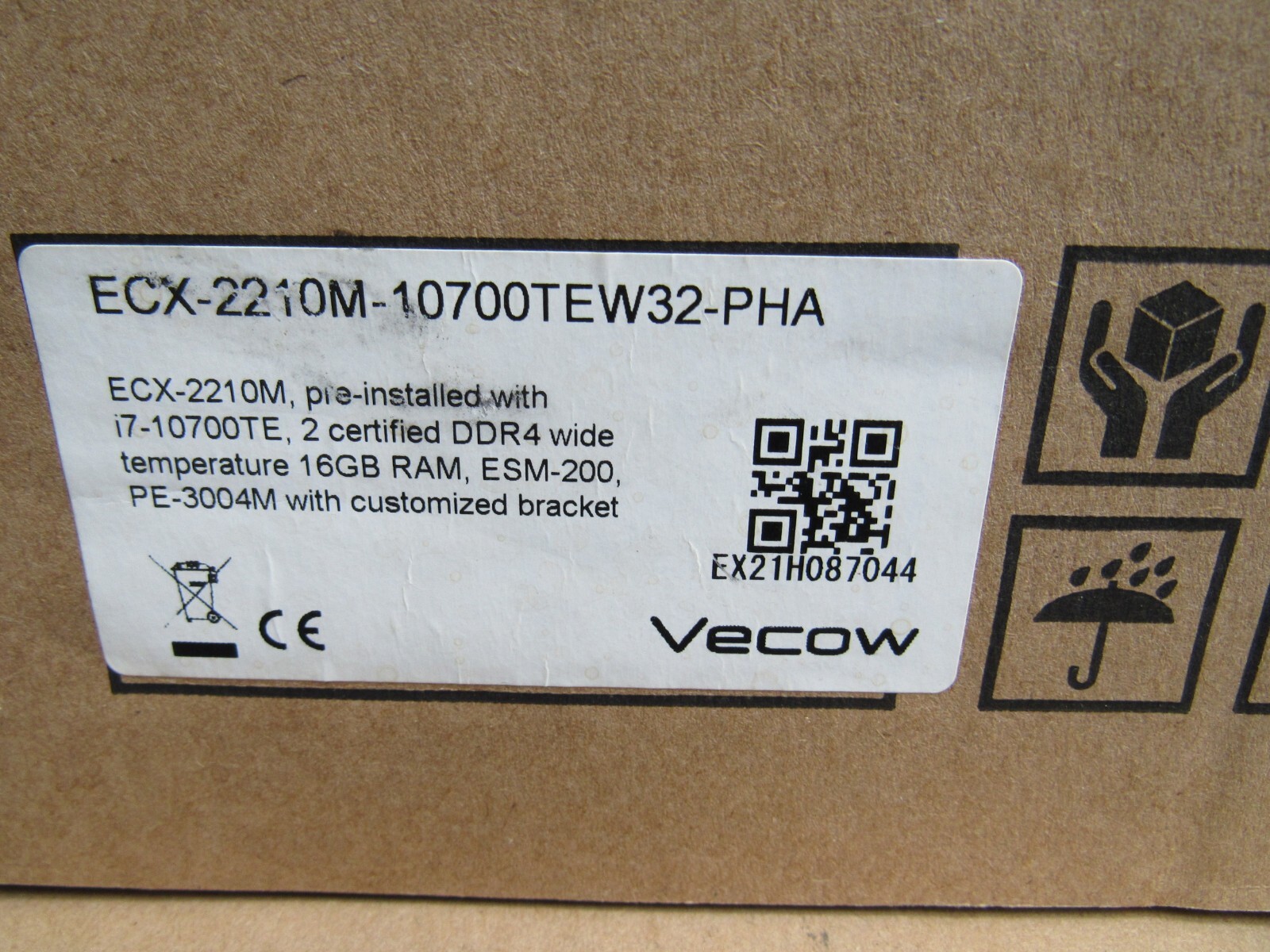 Vecow ECX-2210M-10700TEW32-PHA Core Processor – 16GB RAM, ESM-200,PE-3004M