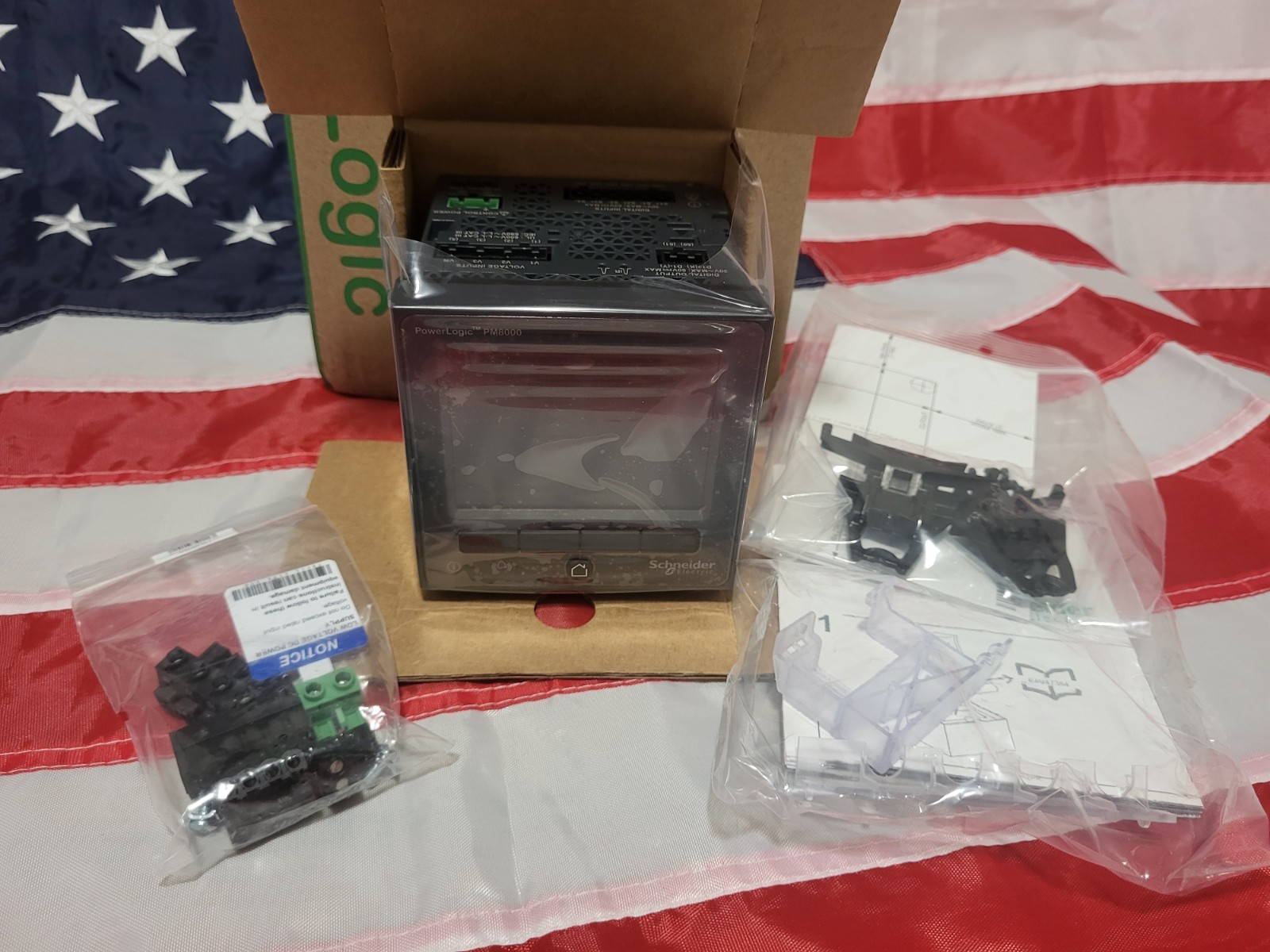 Schneider Electric PowerLogic METSEPM8210 Power Meter New Sealed 2026 Stock