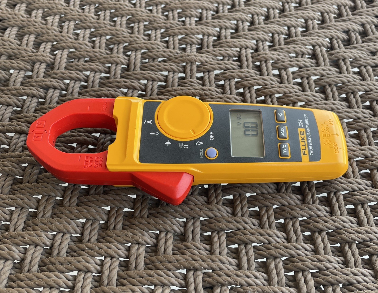 1-Day Ship! LNIB Fluke 324 True RMS Clamp Meter Kit w Test Leads & Temp Probe