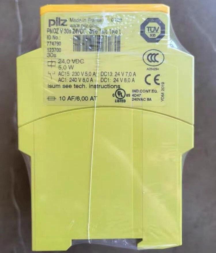 1PC PILZ PNOZ V 30s 24VDC 3n/o 1n/c 1n/o t safety relay 774790