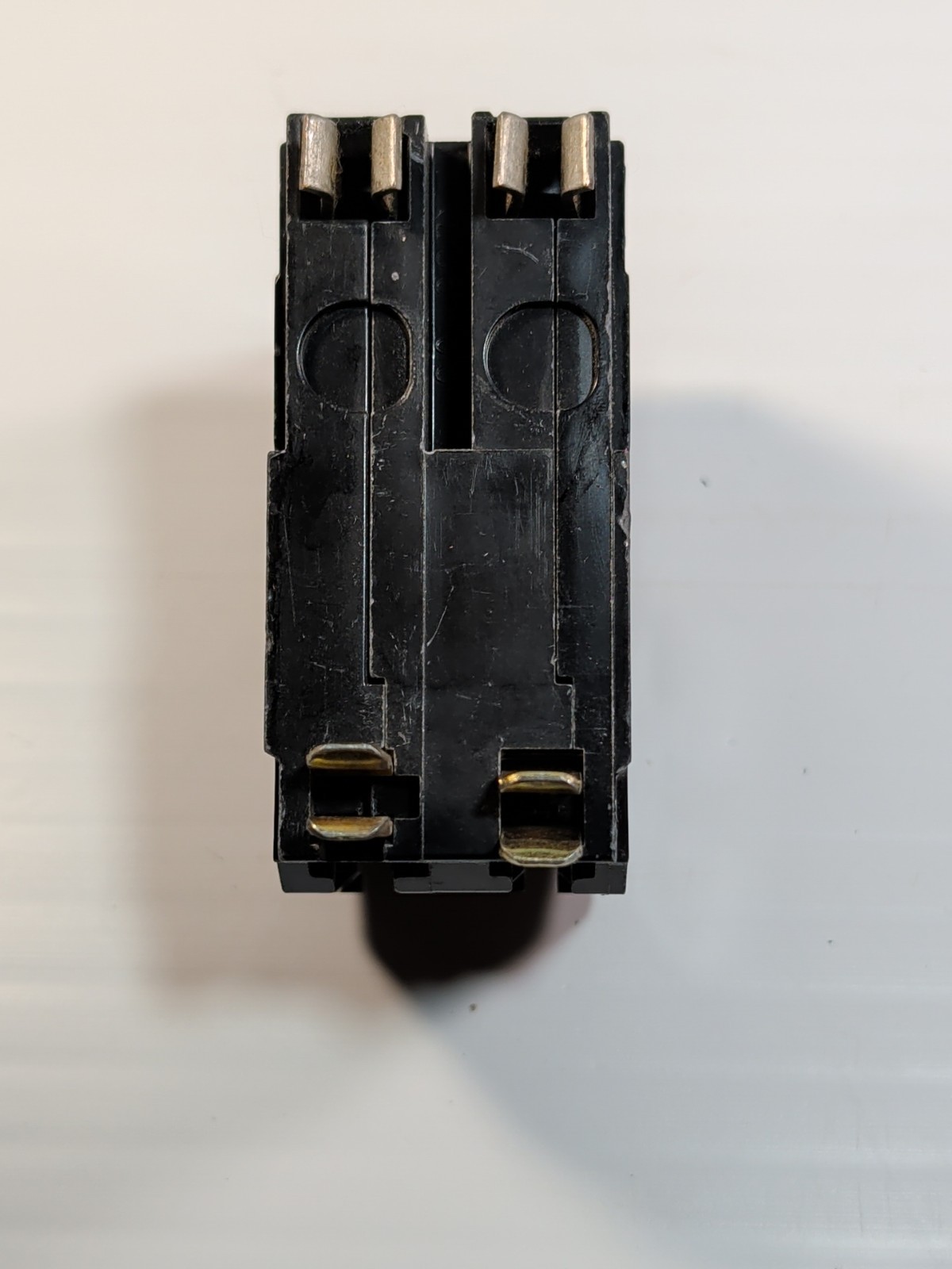 SQUARE D QO240 40 Amp 2 Pole 120/240 Volt Plug-In Circuit Breaker